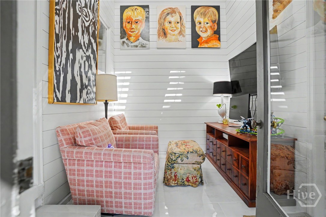 2 Mackay Lane