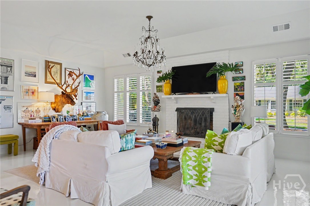 2 Mackay Lane