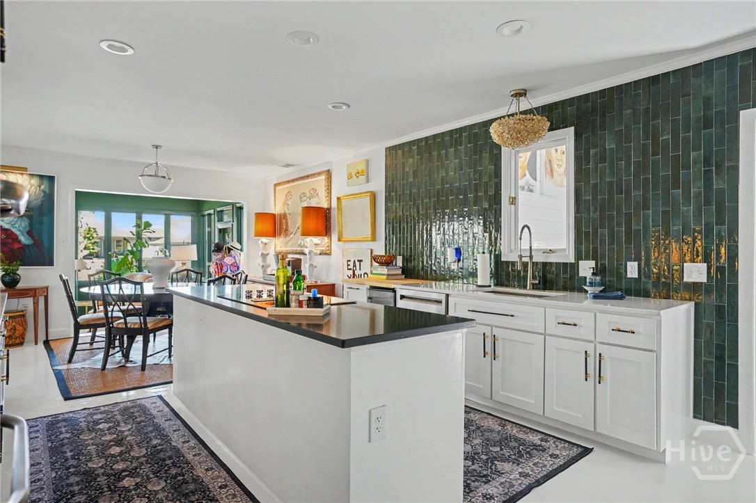 2 Mackay Lane