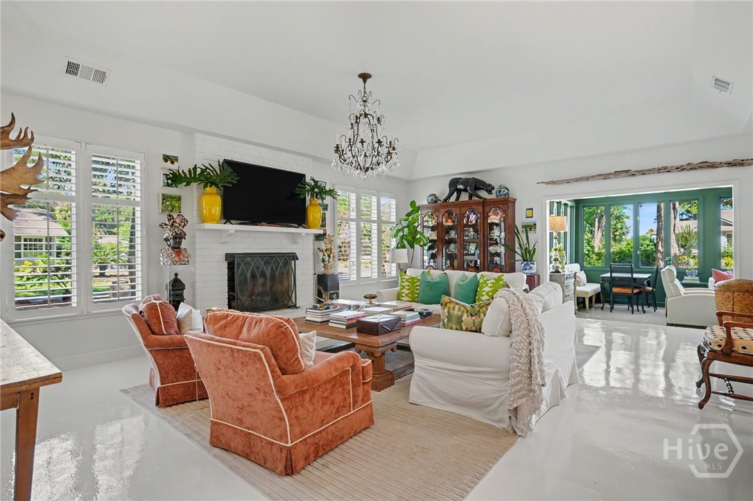 2 Mackay Lane