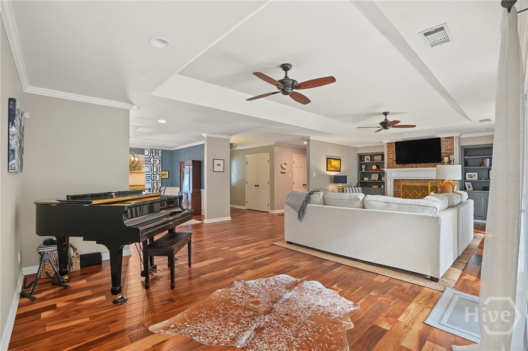 13 Gossamer Lane