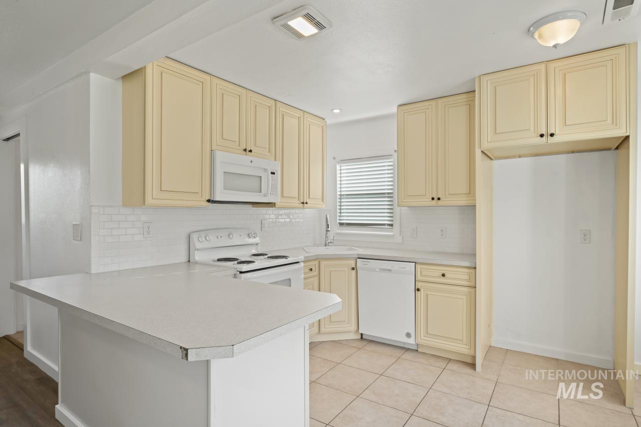 8007 W King St.