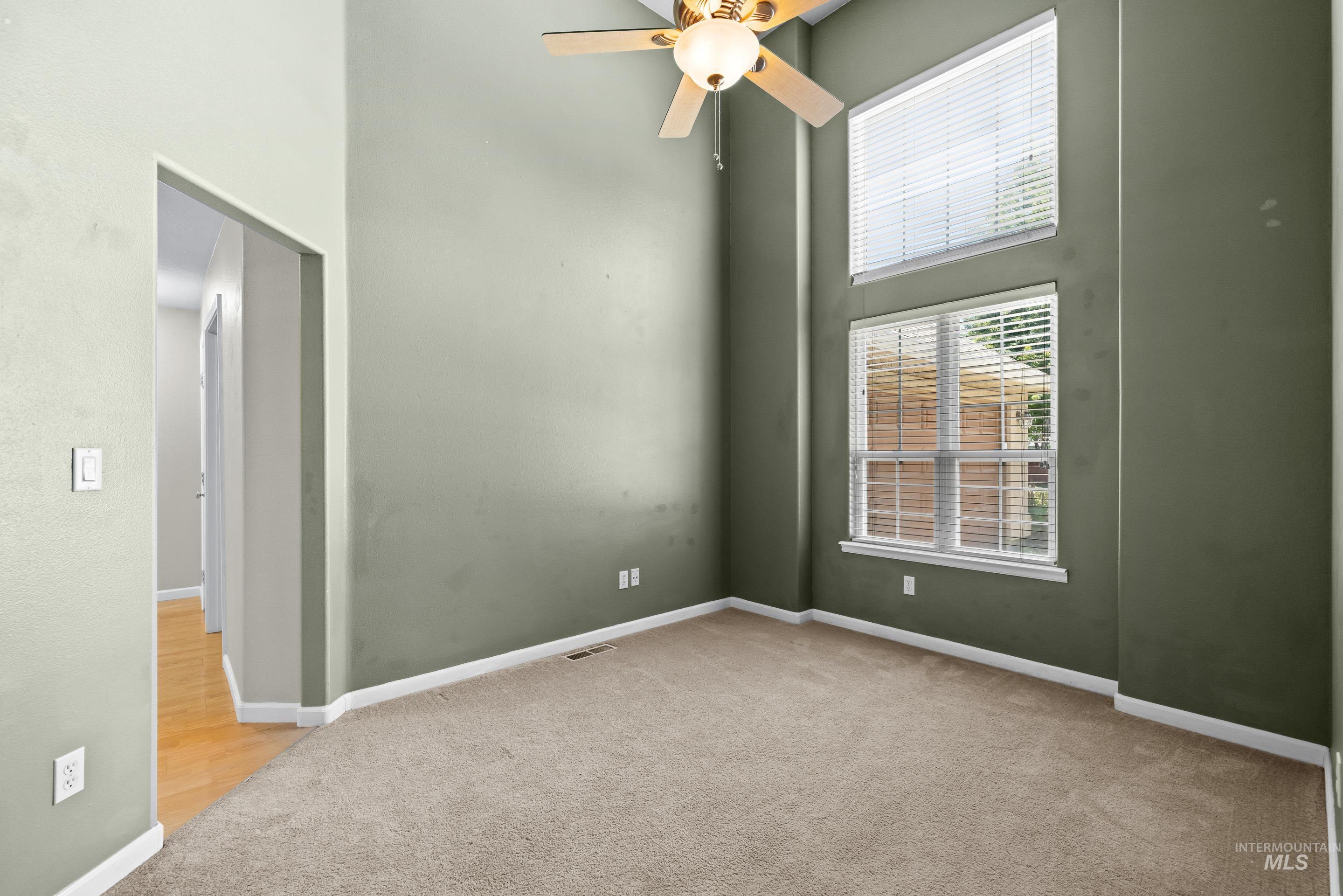 2319 W Tumble Creek Dr.