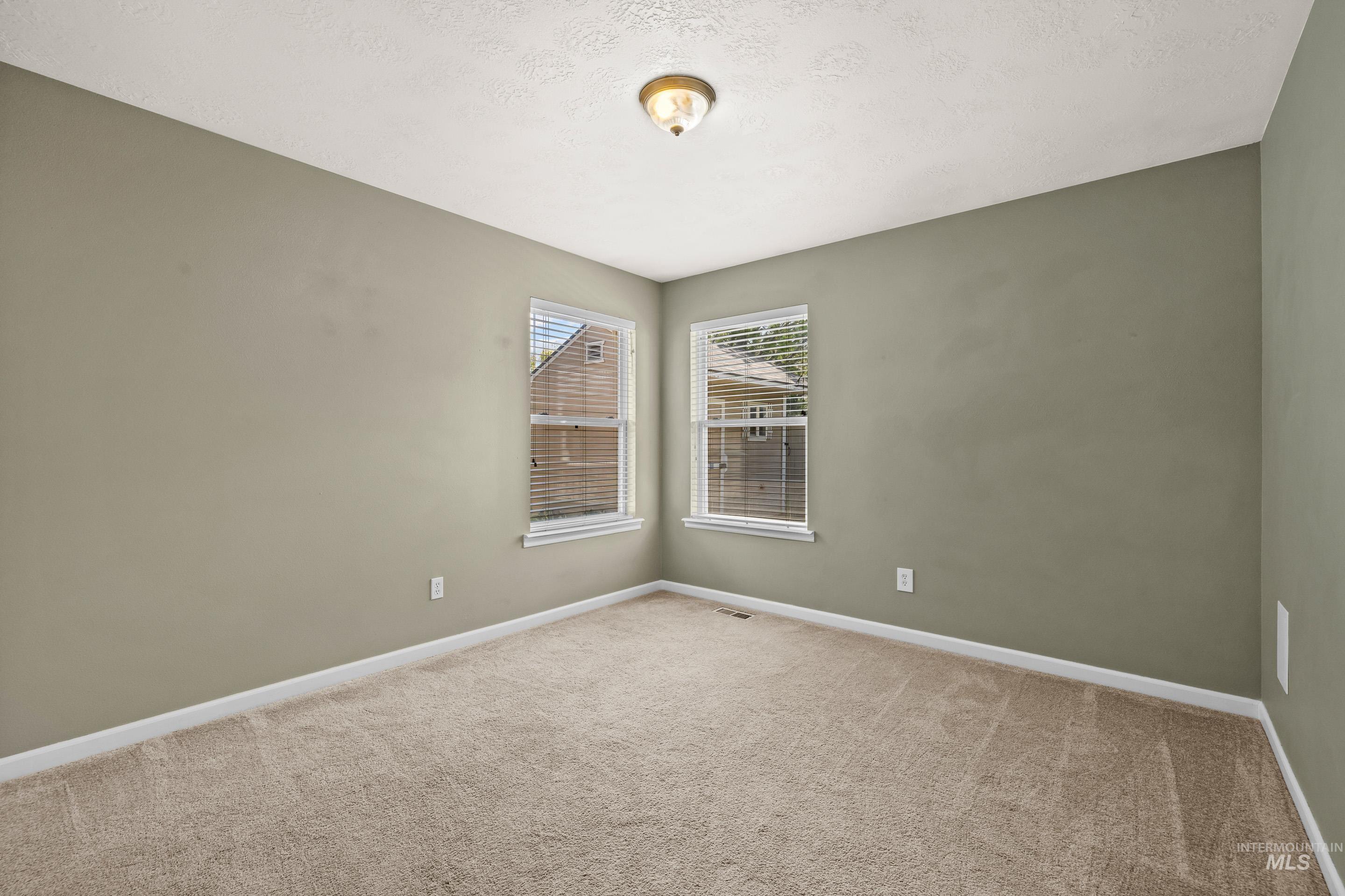 2319 W Tumble Creek Dr.