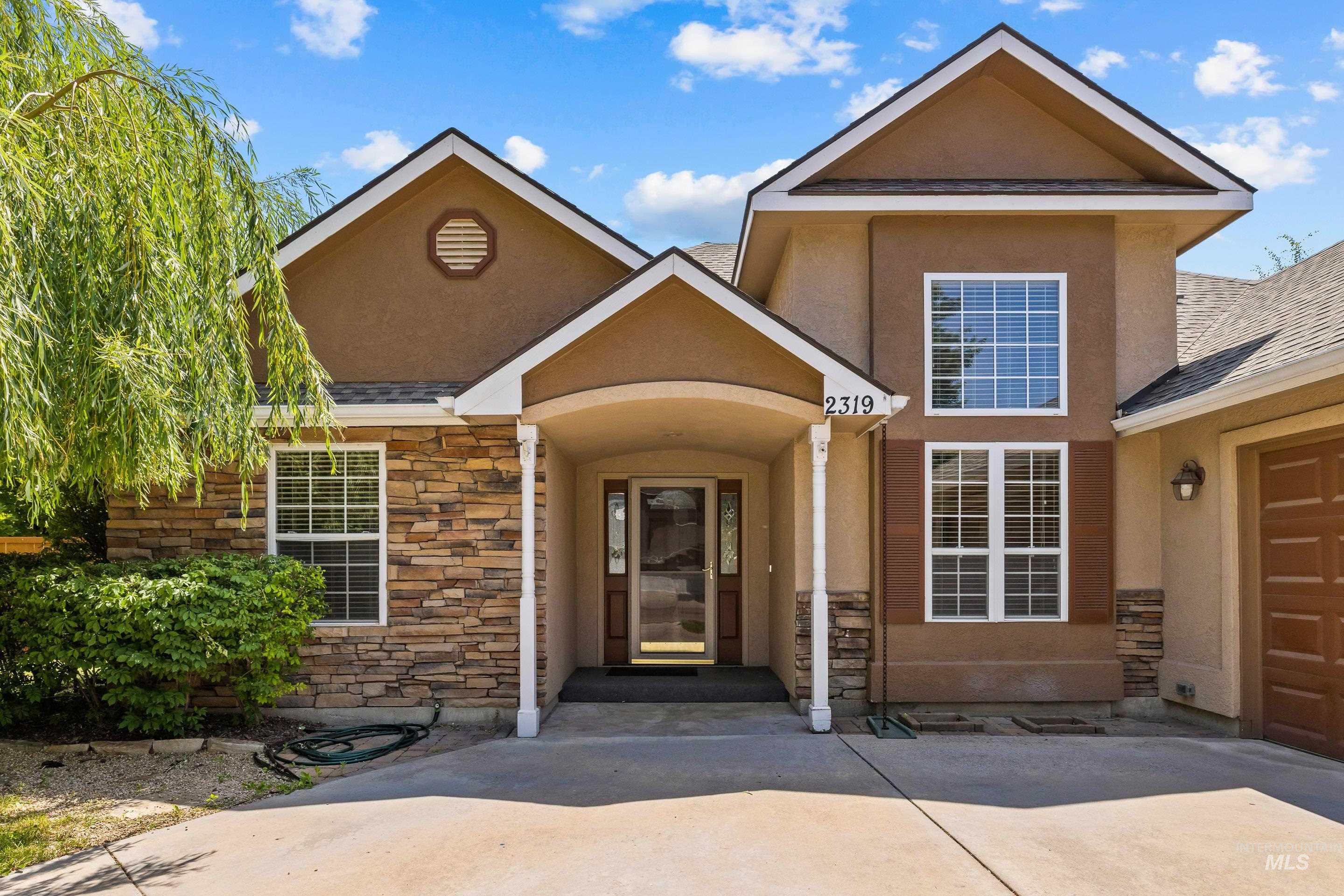 2319 W Tumble Creek Dr.