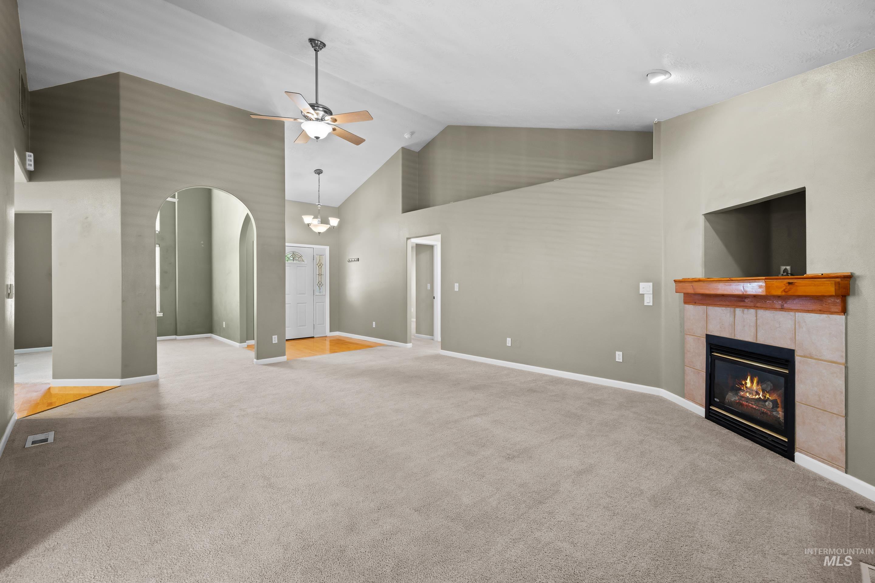 2319 W Tumble Creek Dr.