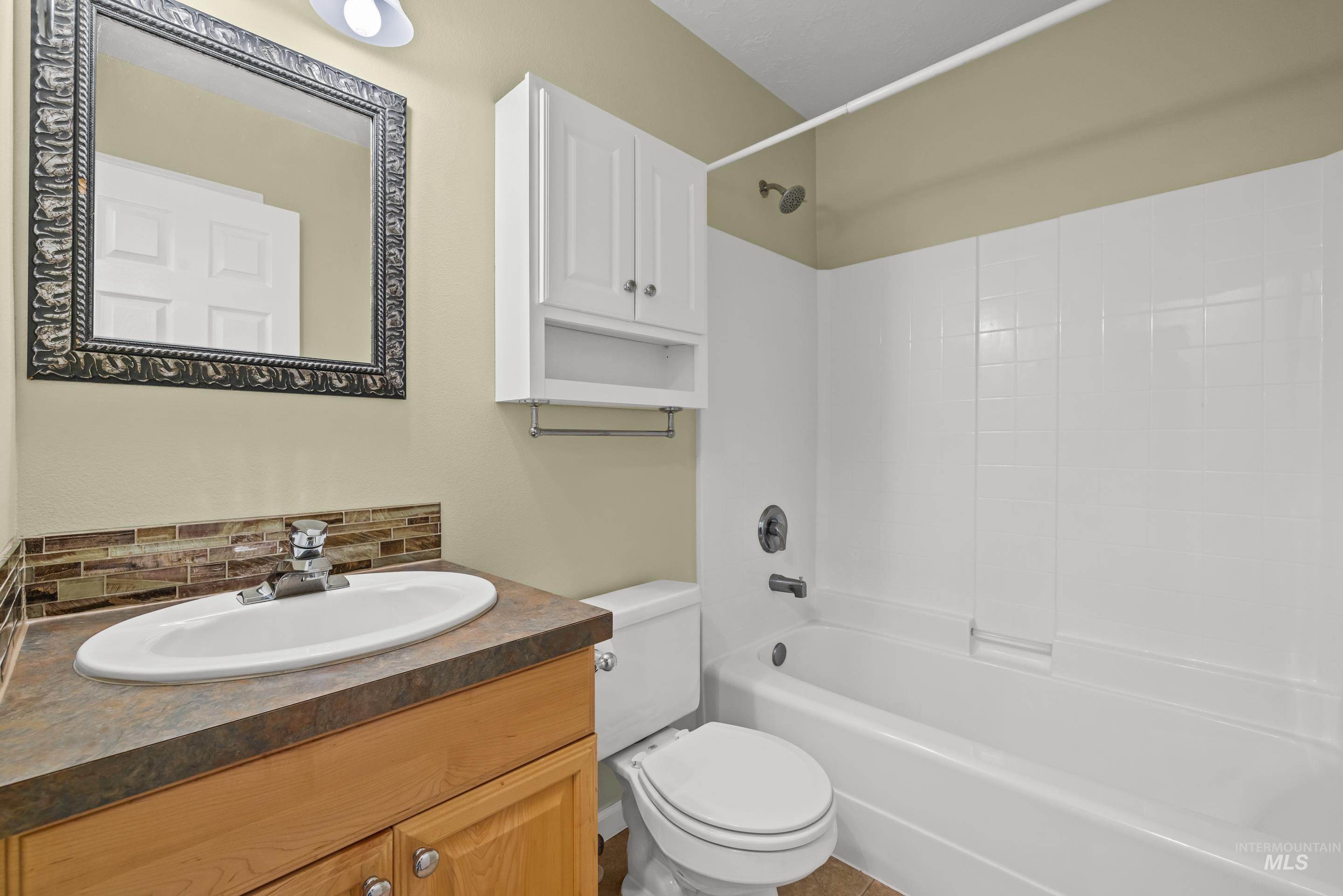 2319 W Tumble Creek Dr.
