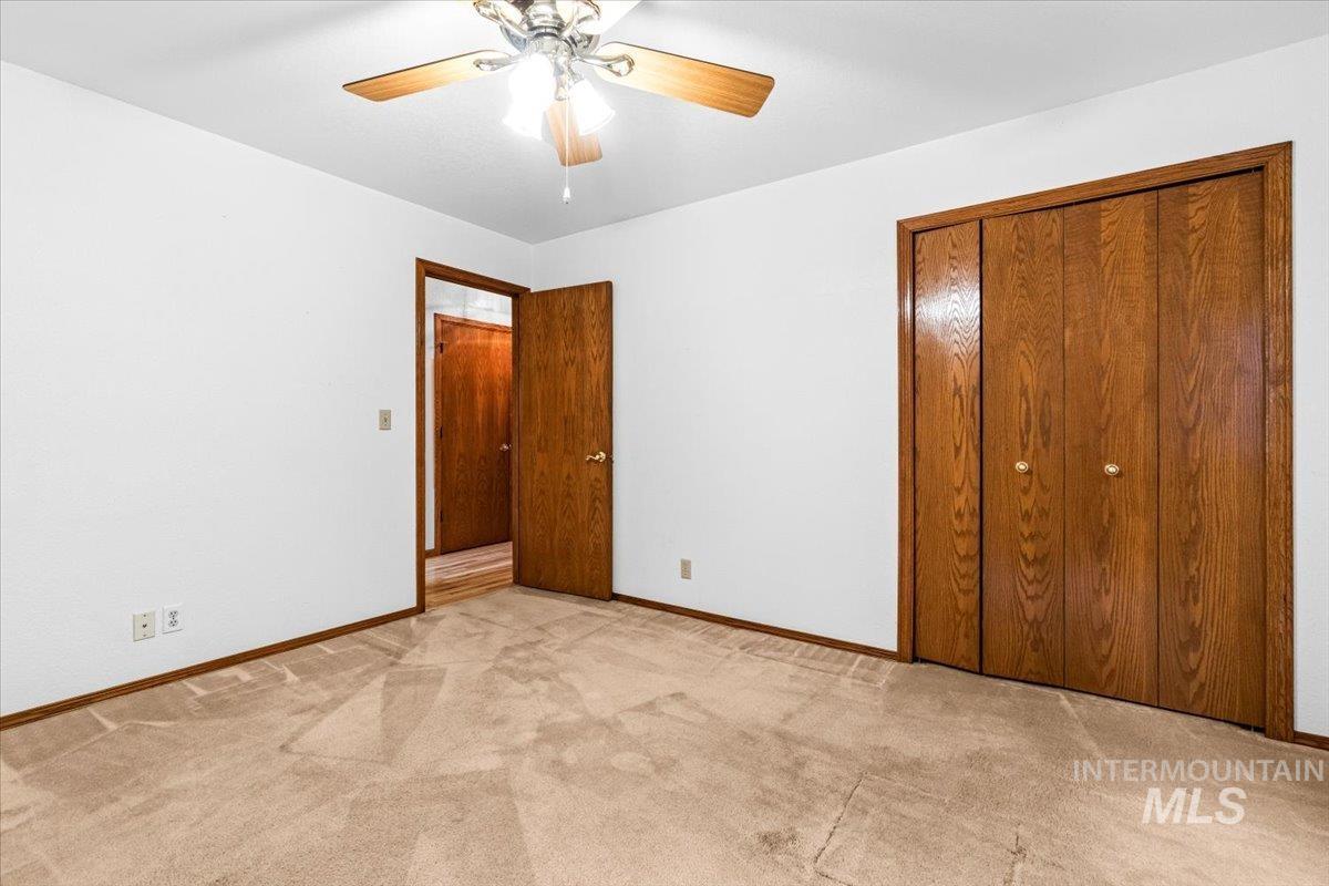 528 W Elwood