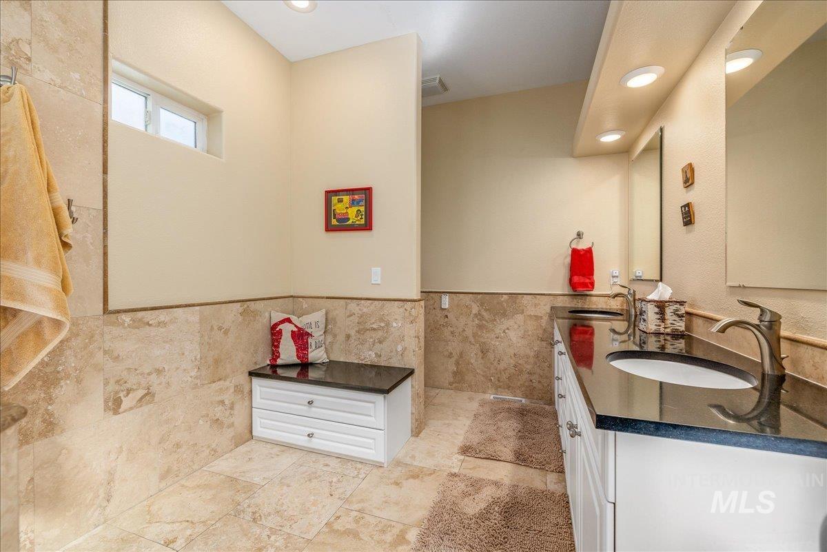 3557 N Rock Creek Lane