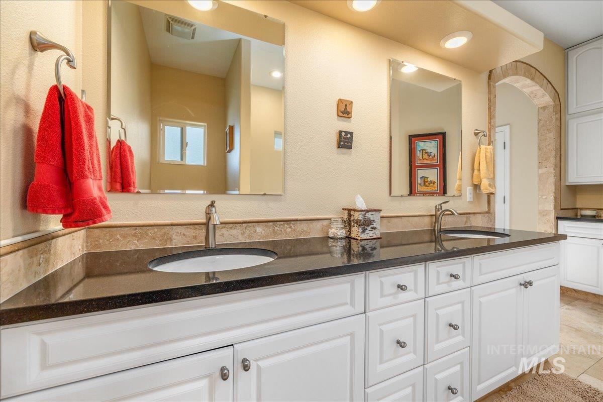 3557 N Rock Creek Lane