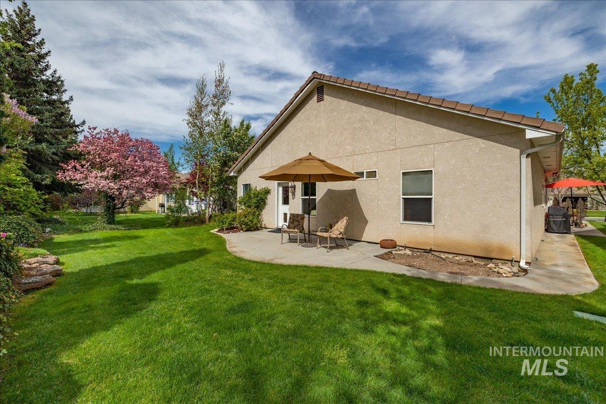 3557 N Rock Creek Lane