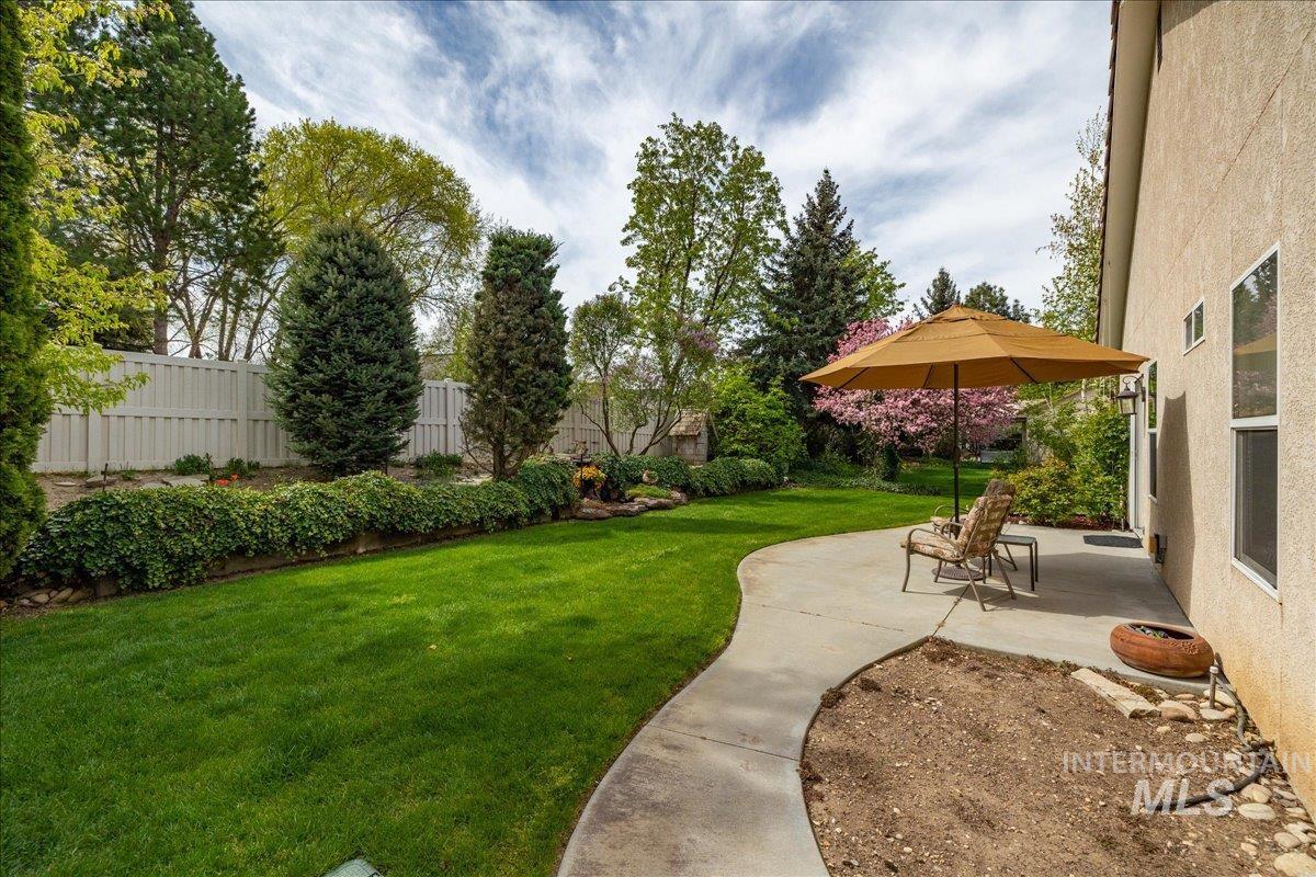 3557 N Rock Creek Lane