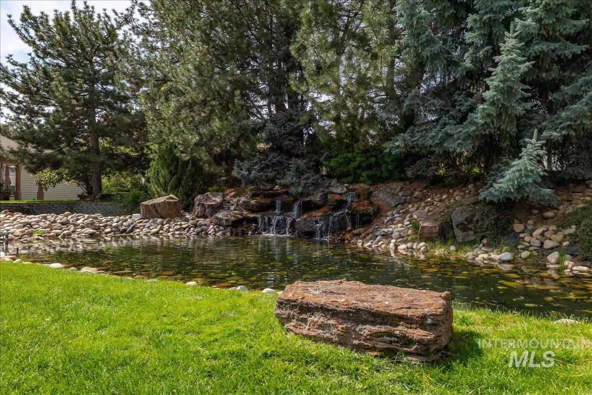 3557 N Rock Creek Lane
