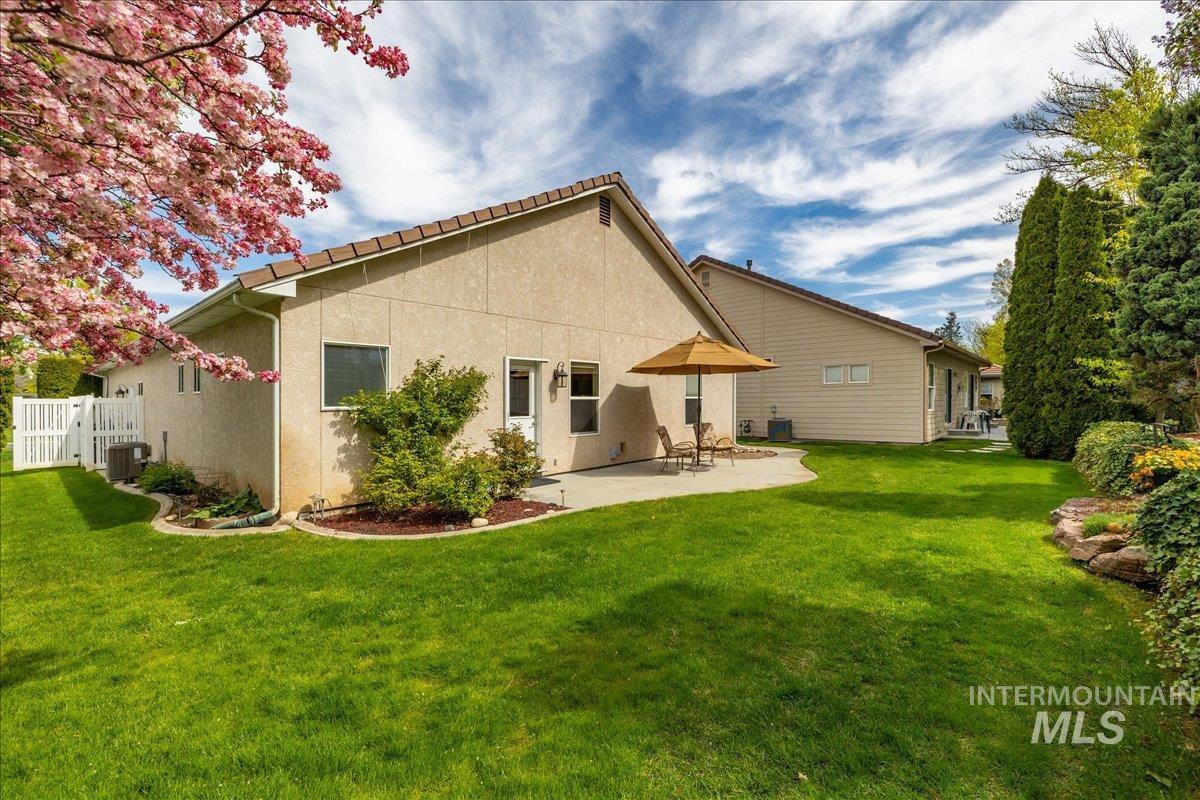 3557 N Rock Creek Lane