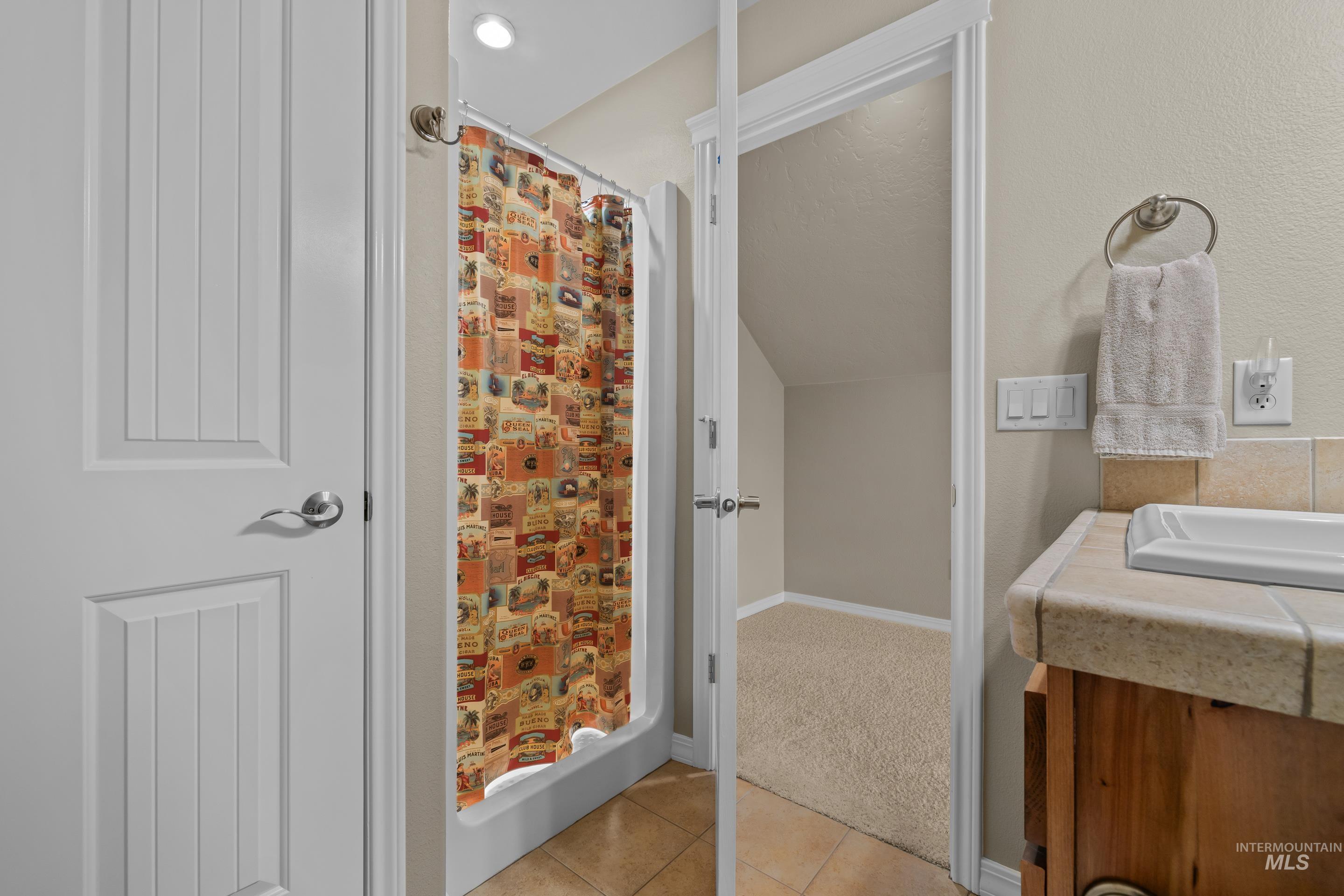 5947 N Duxbury Pier Place