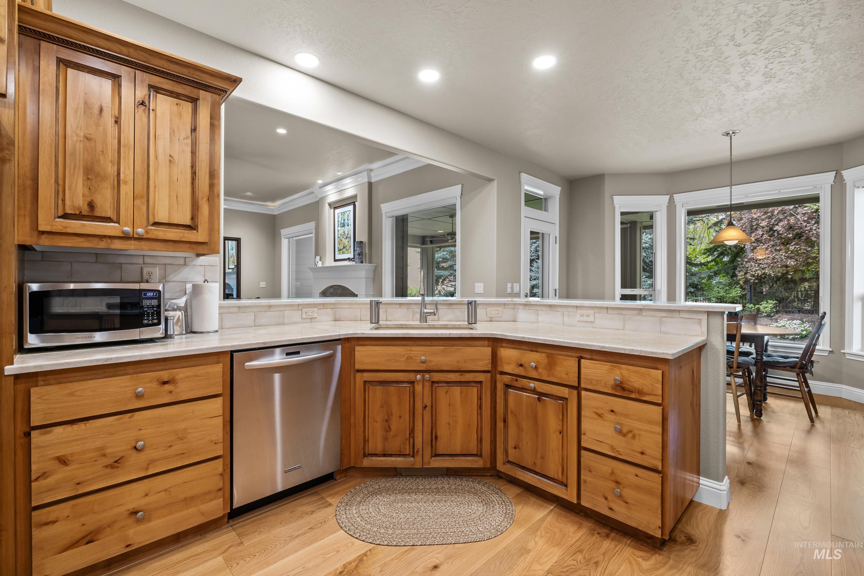 5947 N Duxbury Pier Place