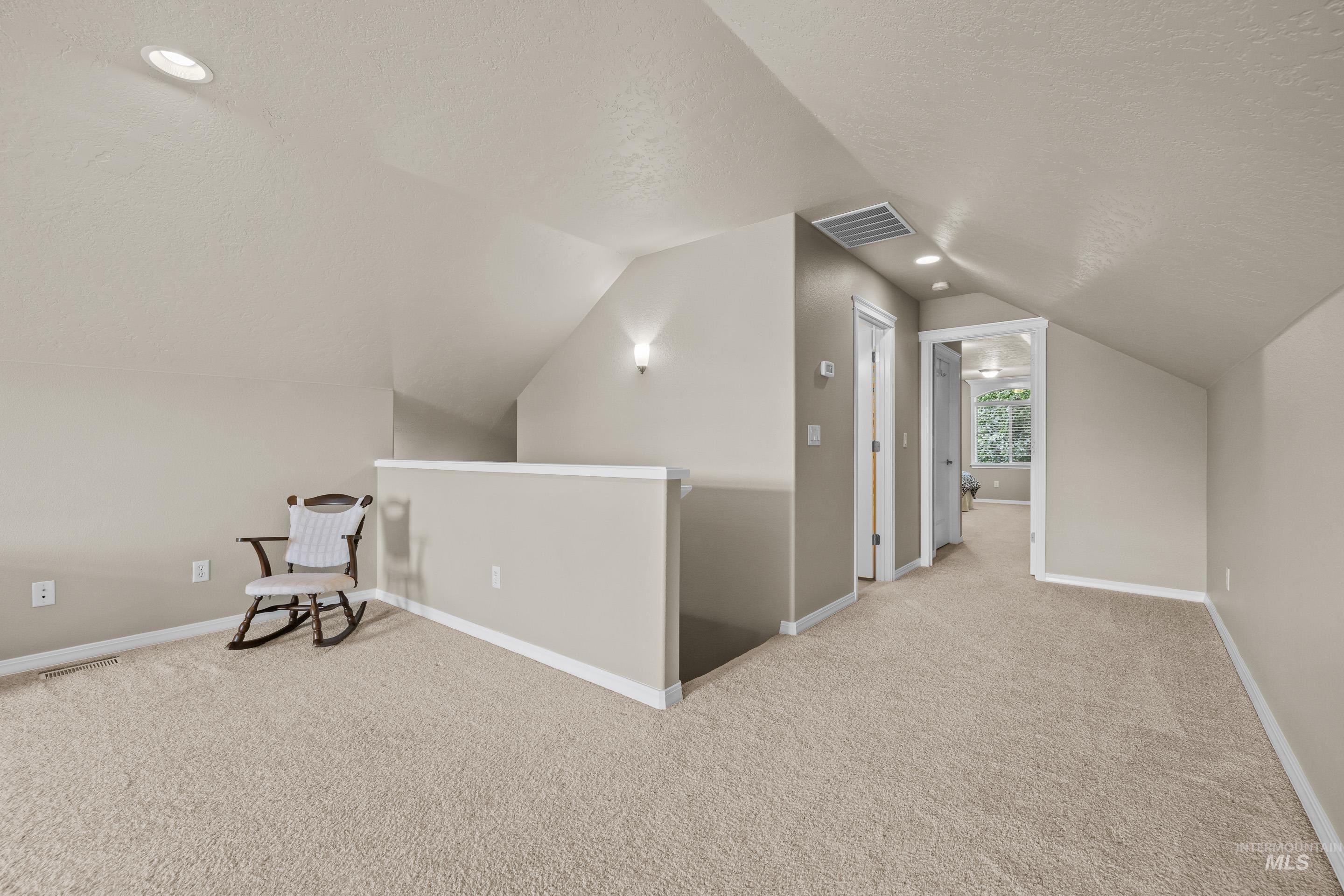 5947 N Duxbury Pier Place