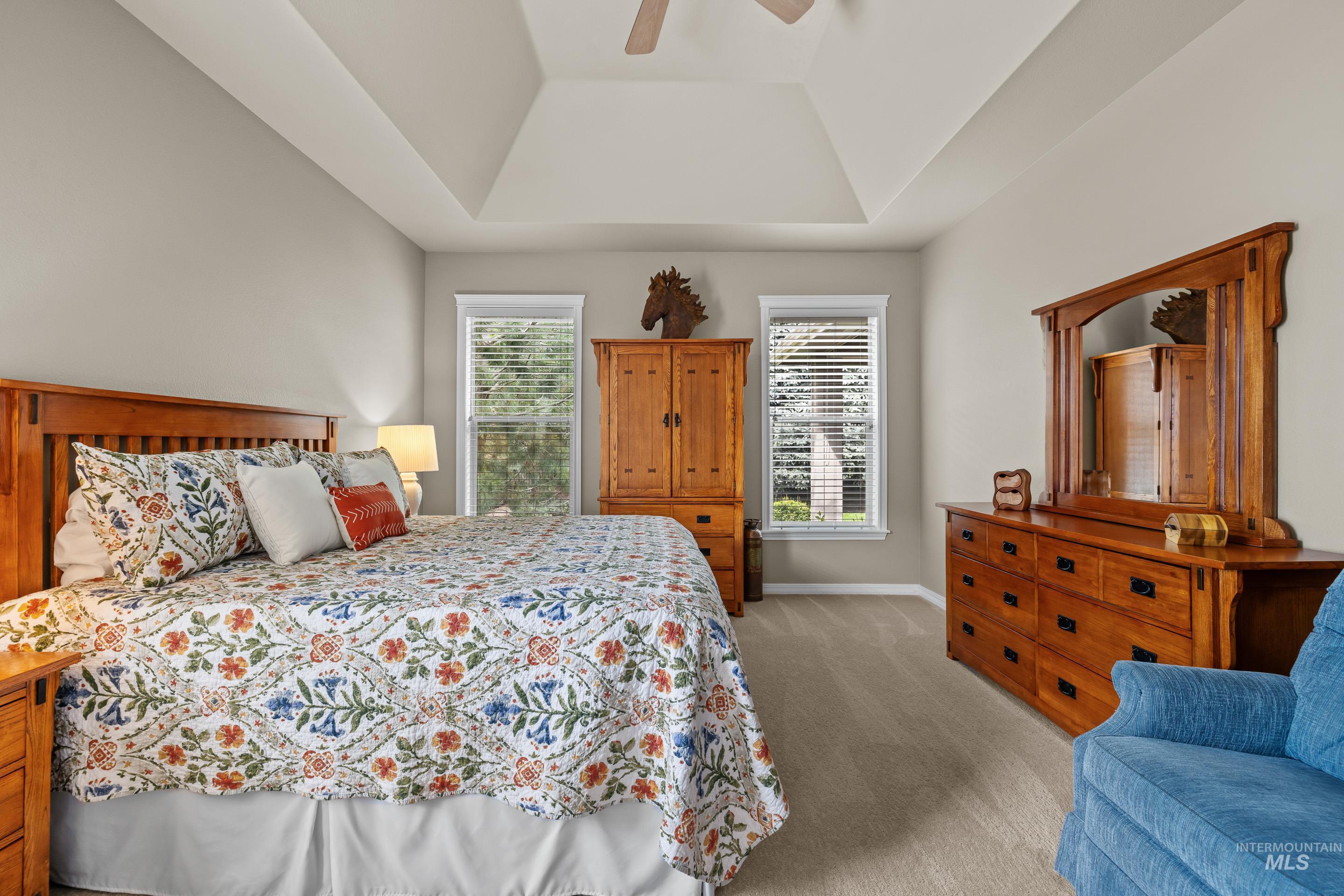 5947 N Duxbury Pier Place