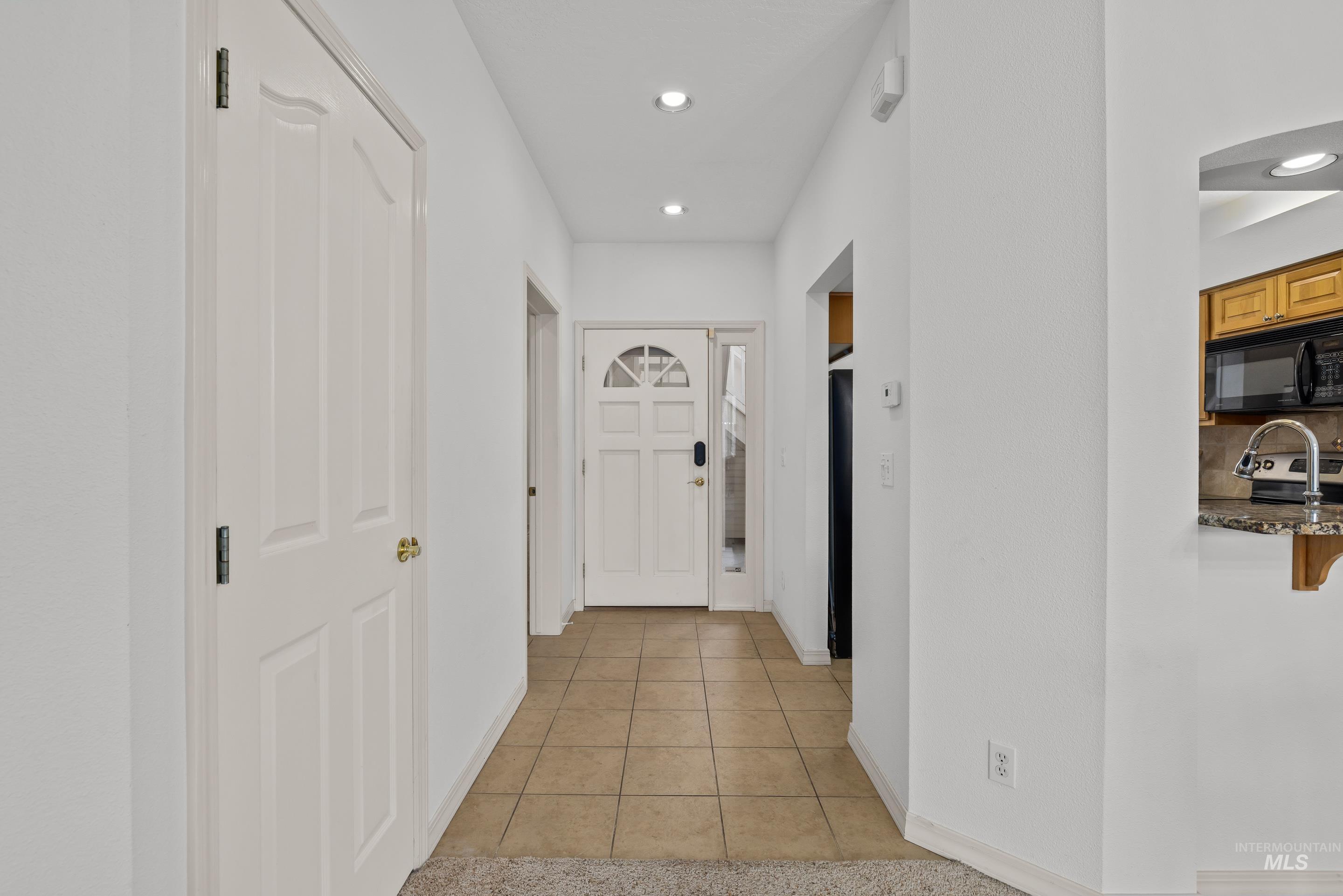 5116 S Surprise Way Unit: 103