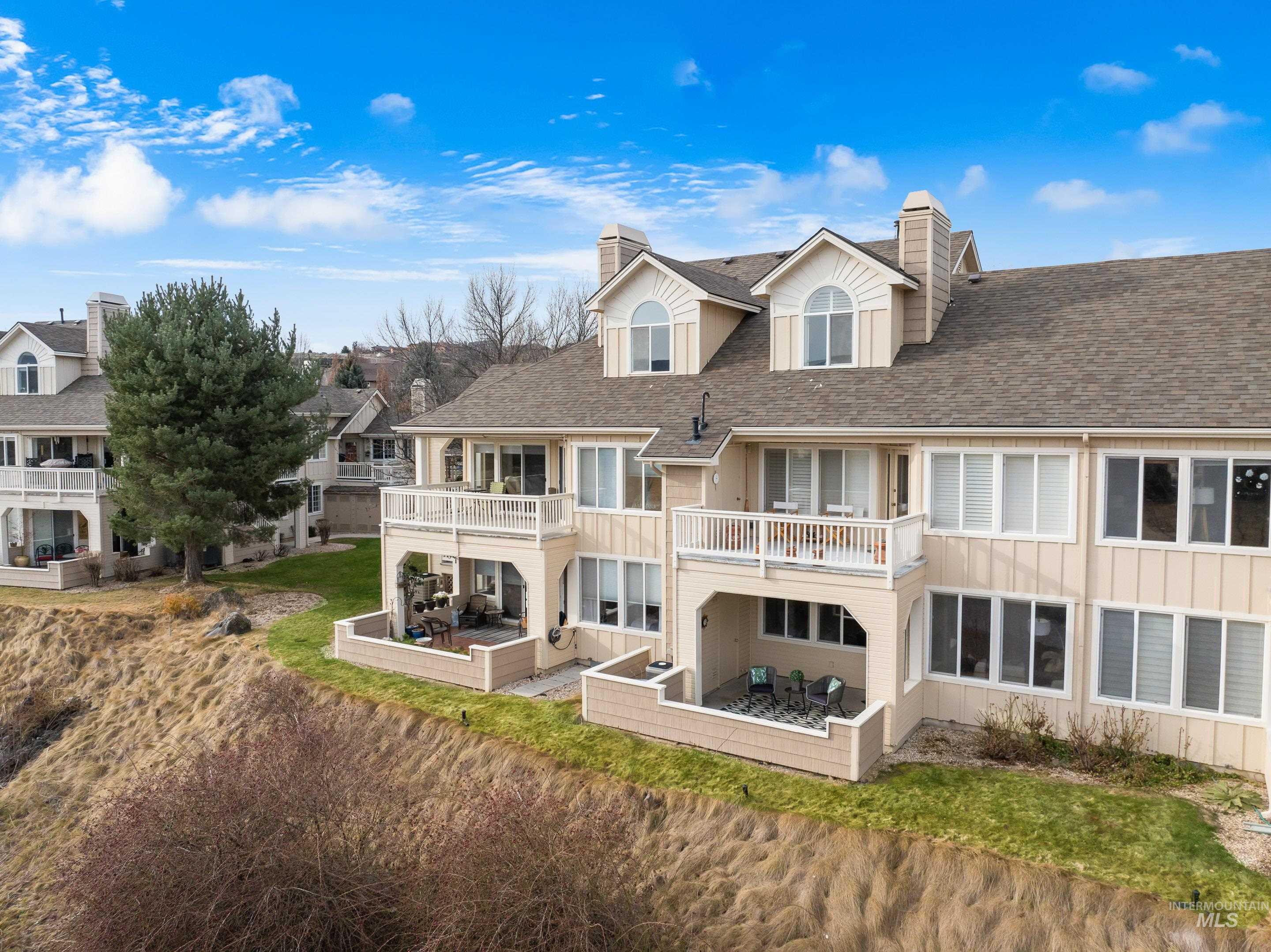5116 S Surprise Way Unit: 103