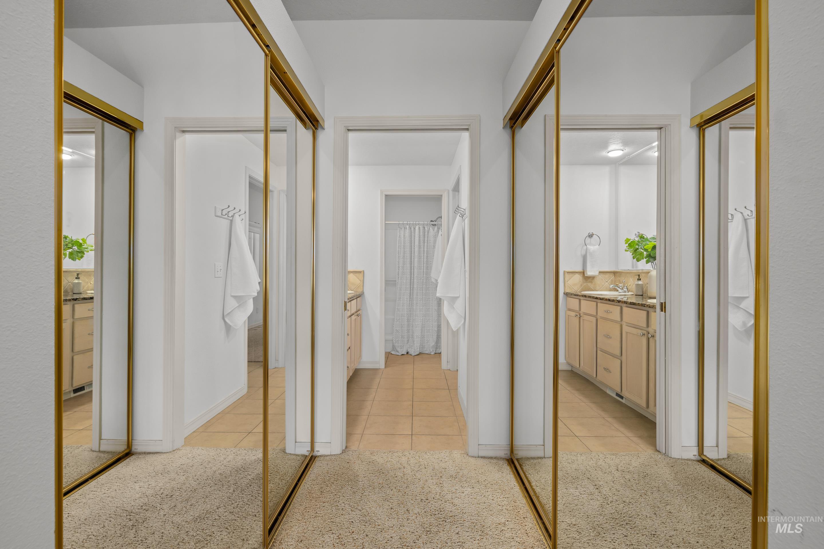 5116 S Surprise Way Unit: 103