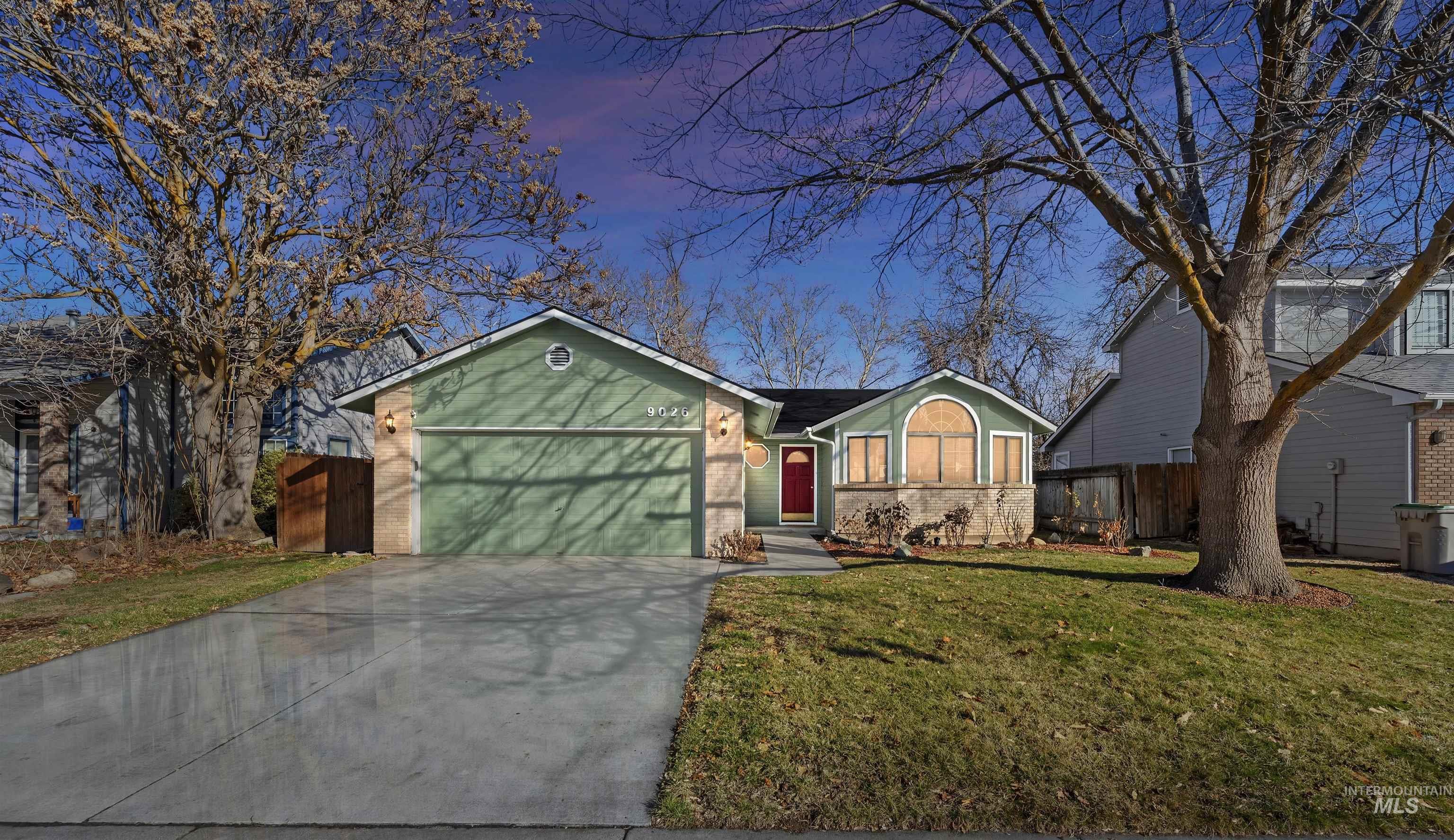 9026 W Lorinda Dr.