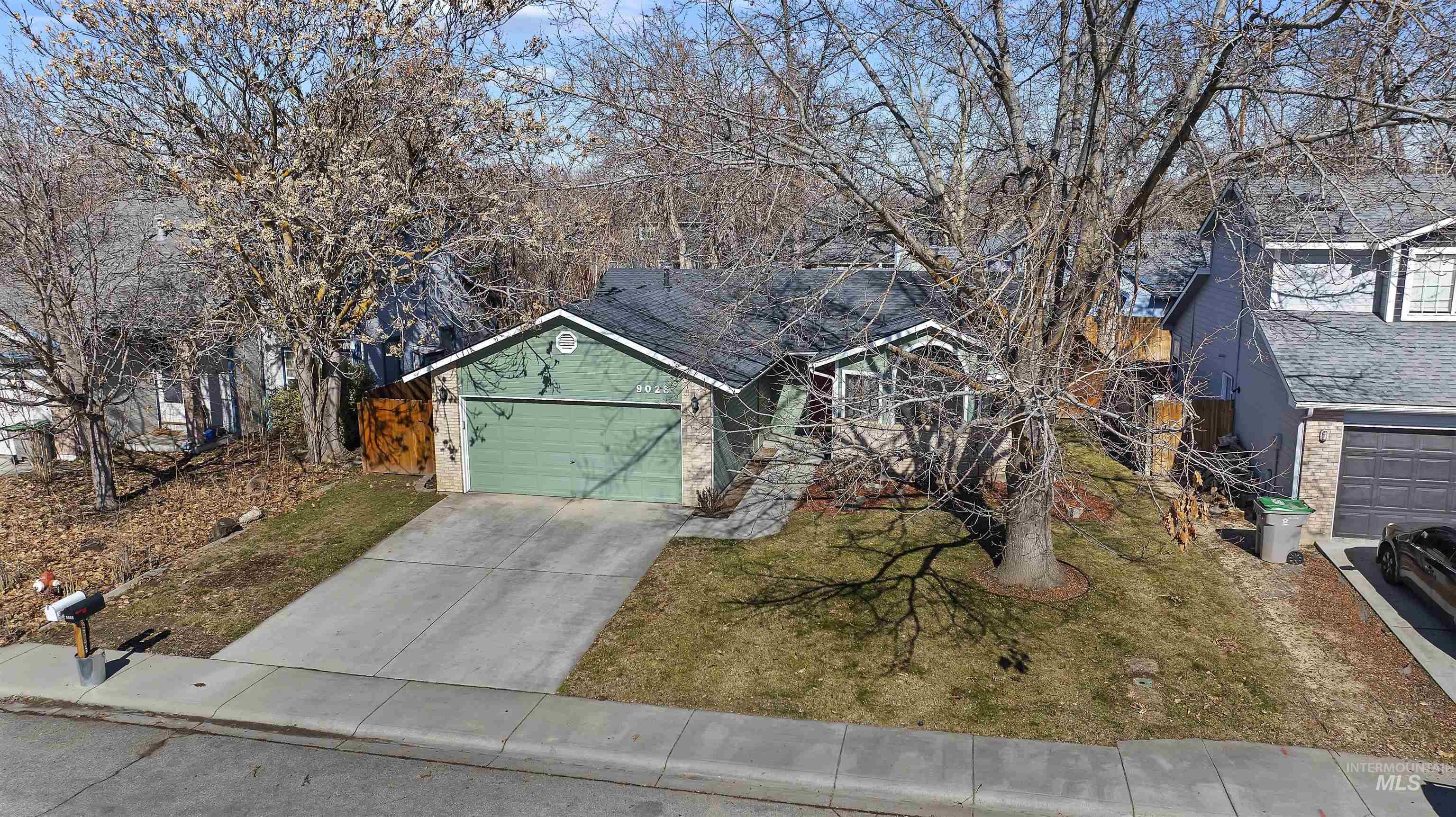 9026 W Lorinda Dr.