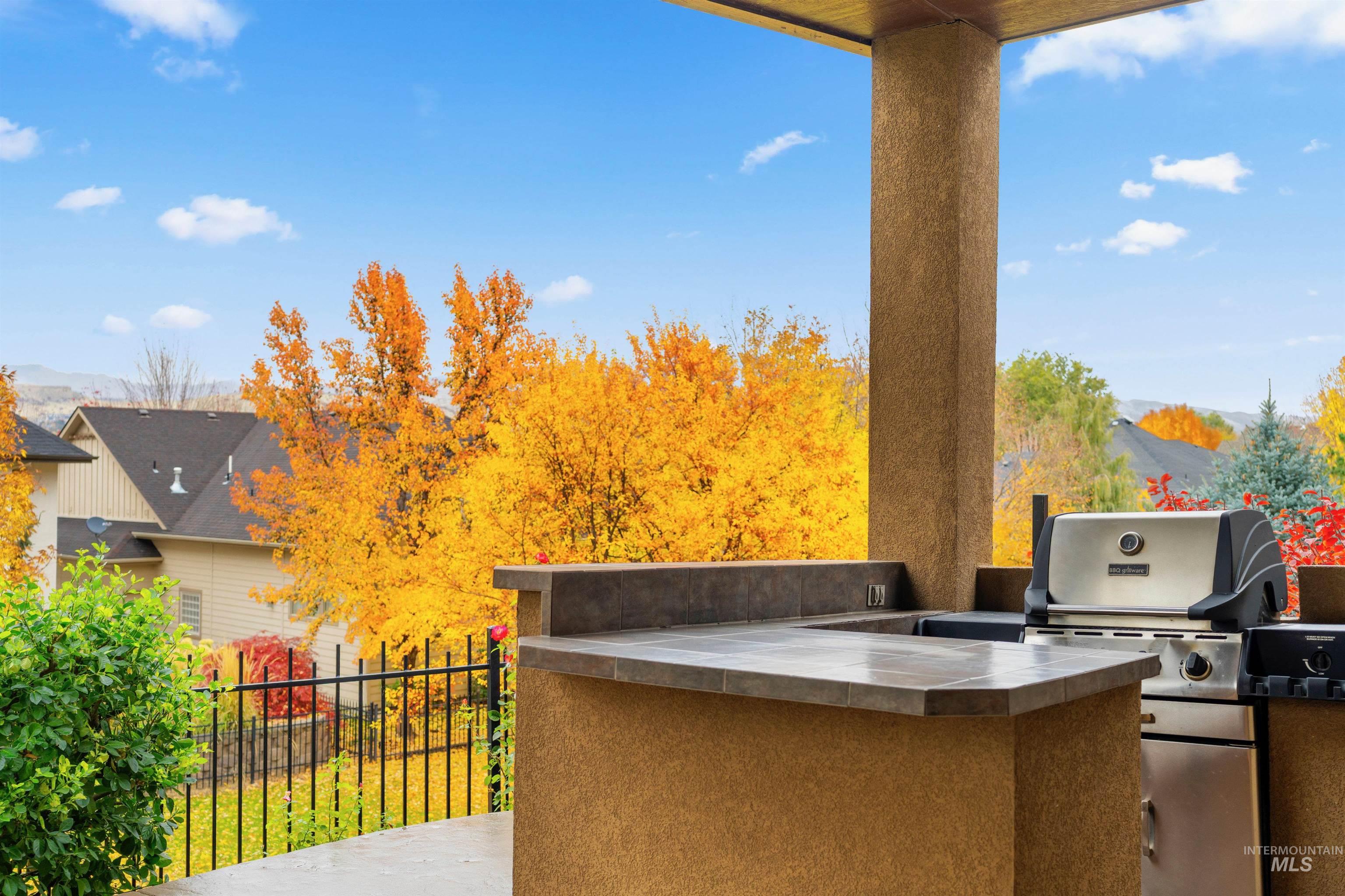 1008 E Insignia Drive