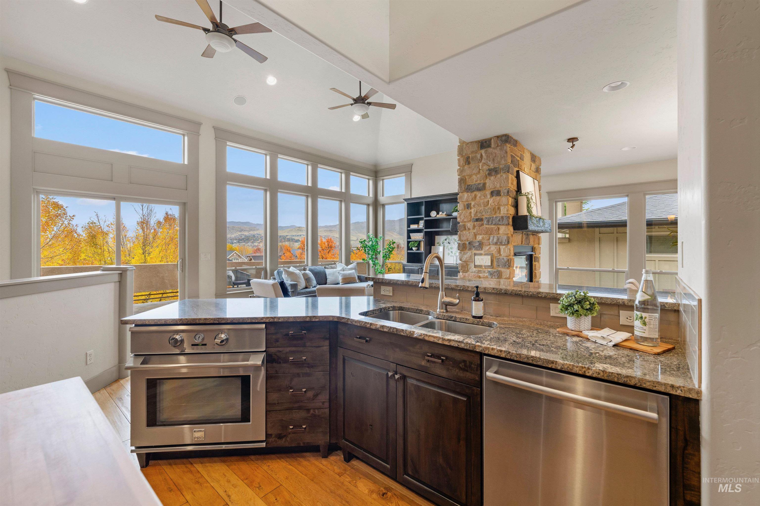 1008 E Insignia Drive