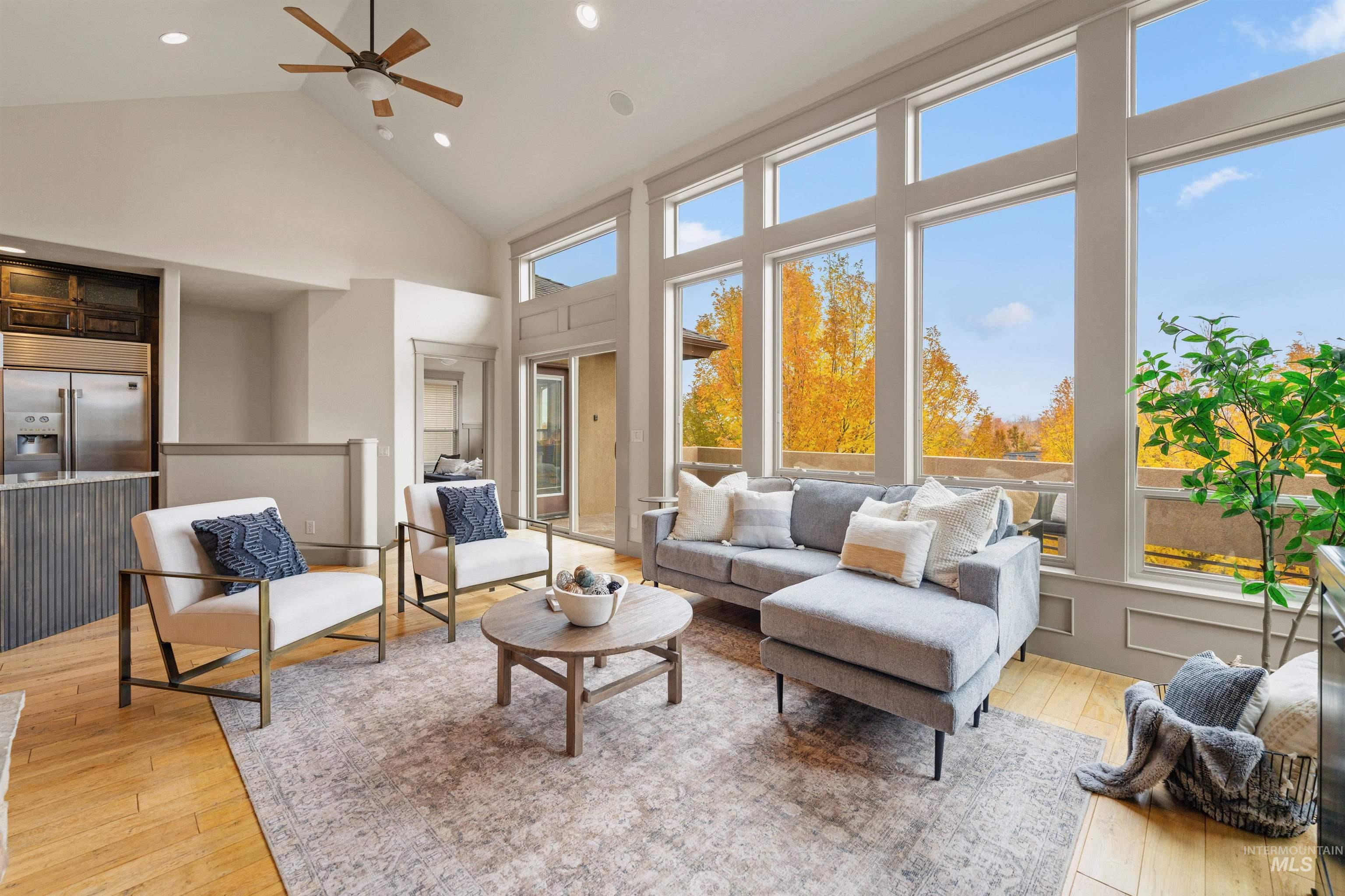 1008 E Insignia Drive