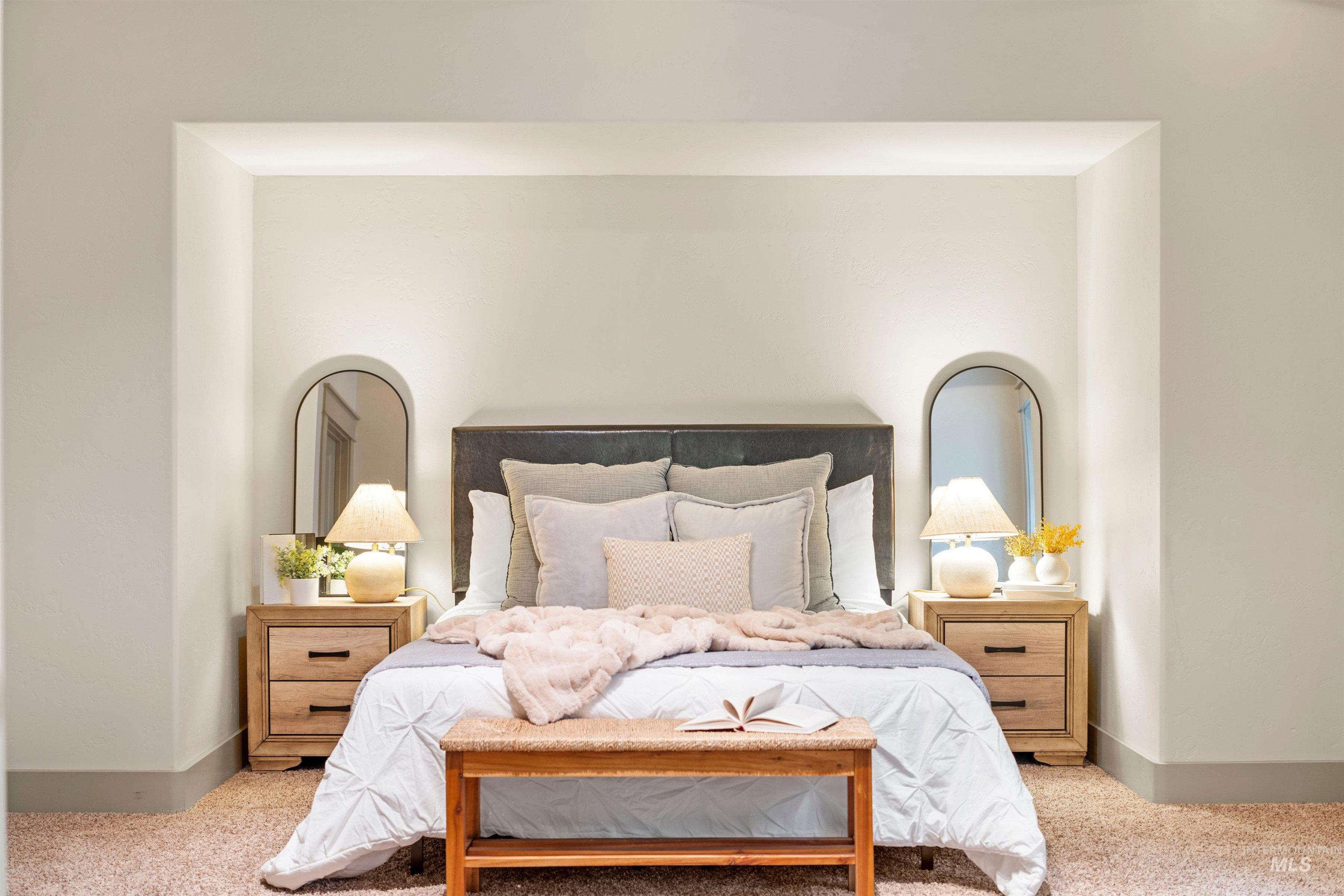 1008 E Insignia Drive