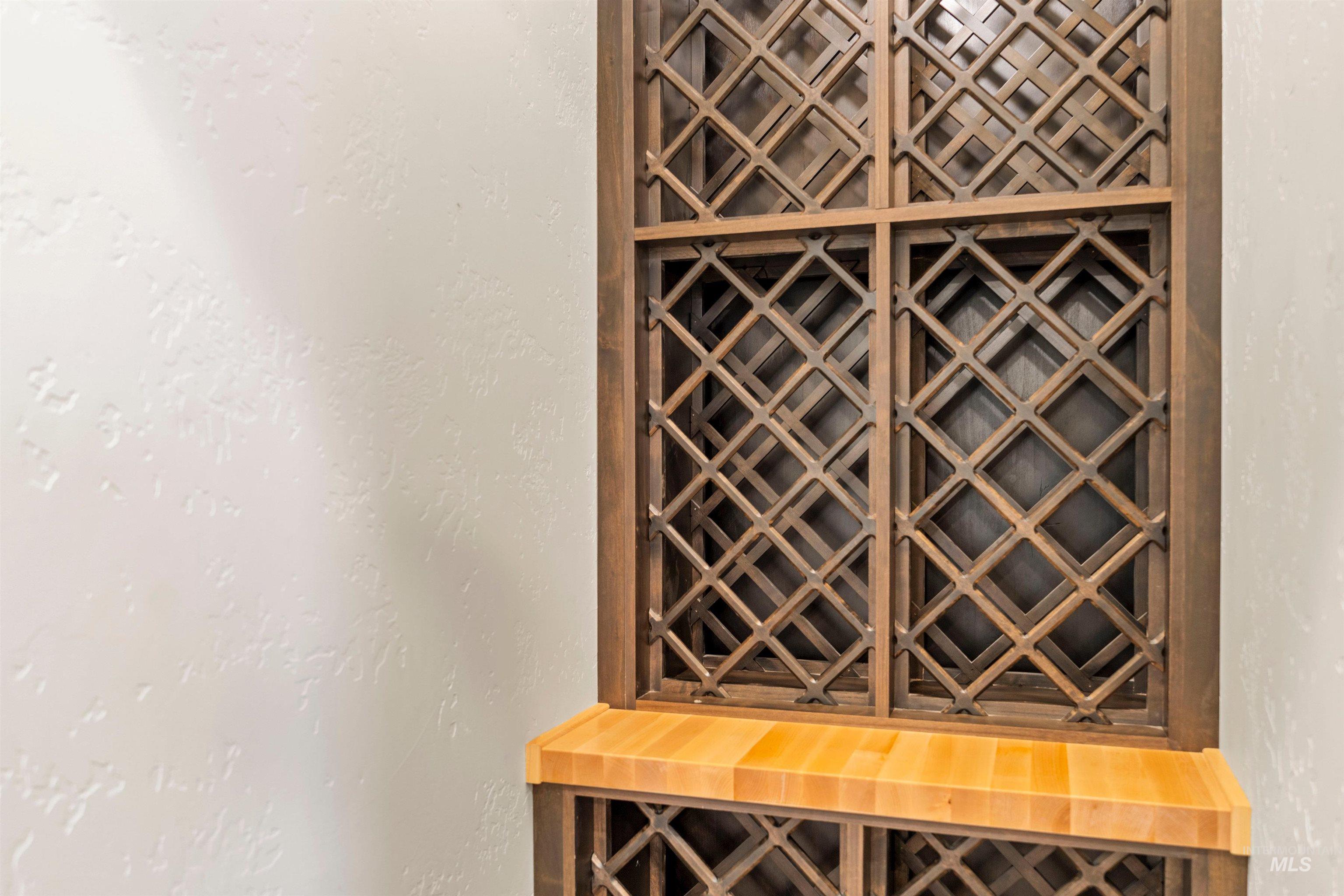 1008 E Insignia Drive