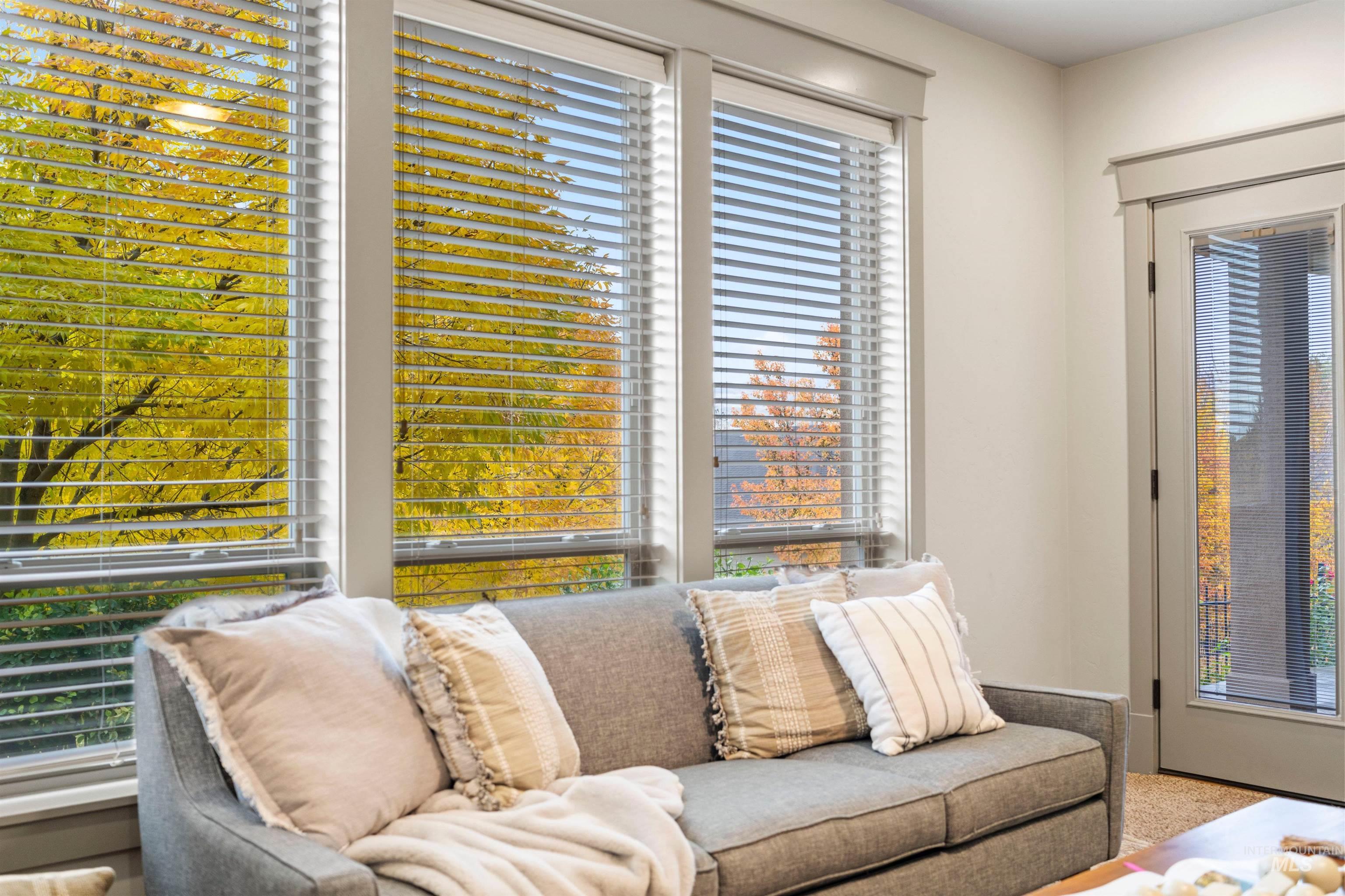 1008 E Insignia Drive