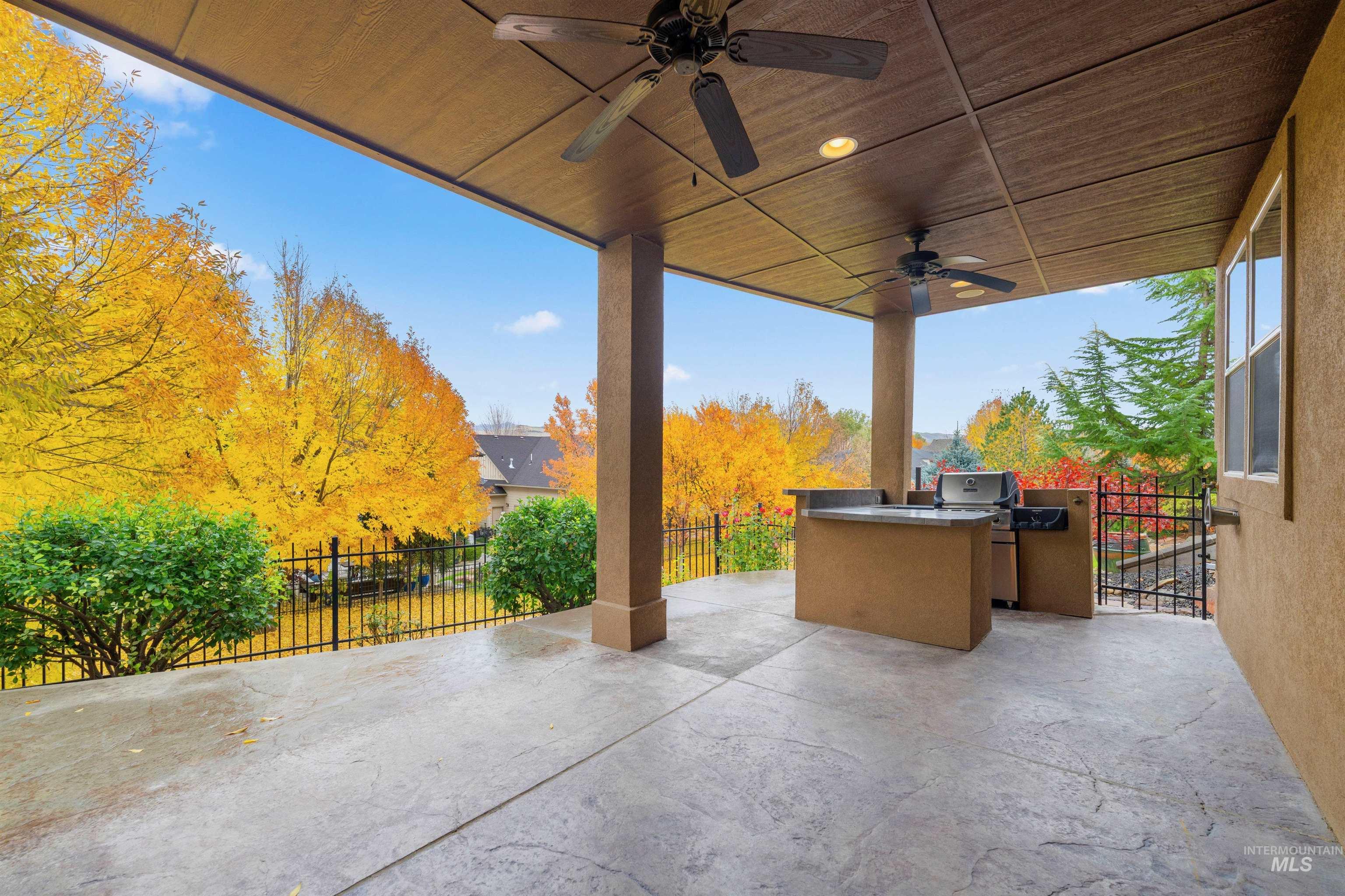 1008 E Insignia Drive