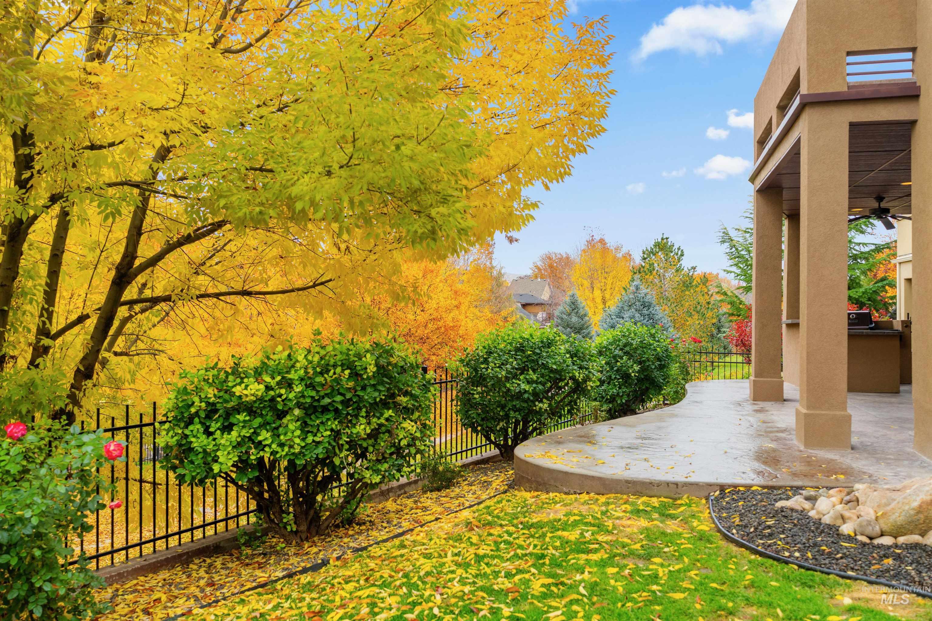 1008 E Insignia Drive