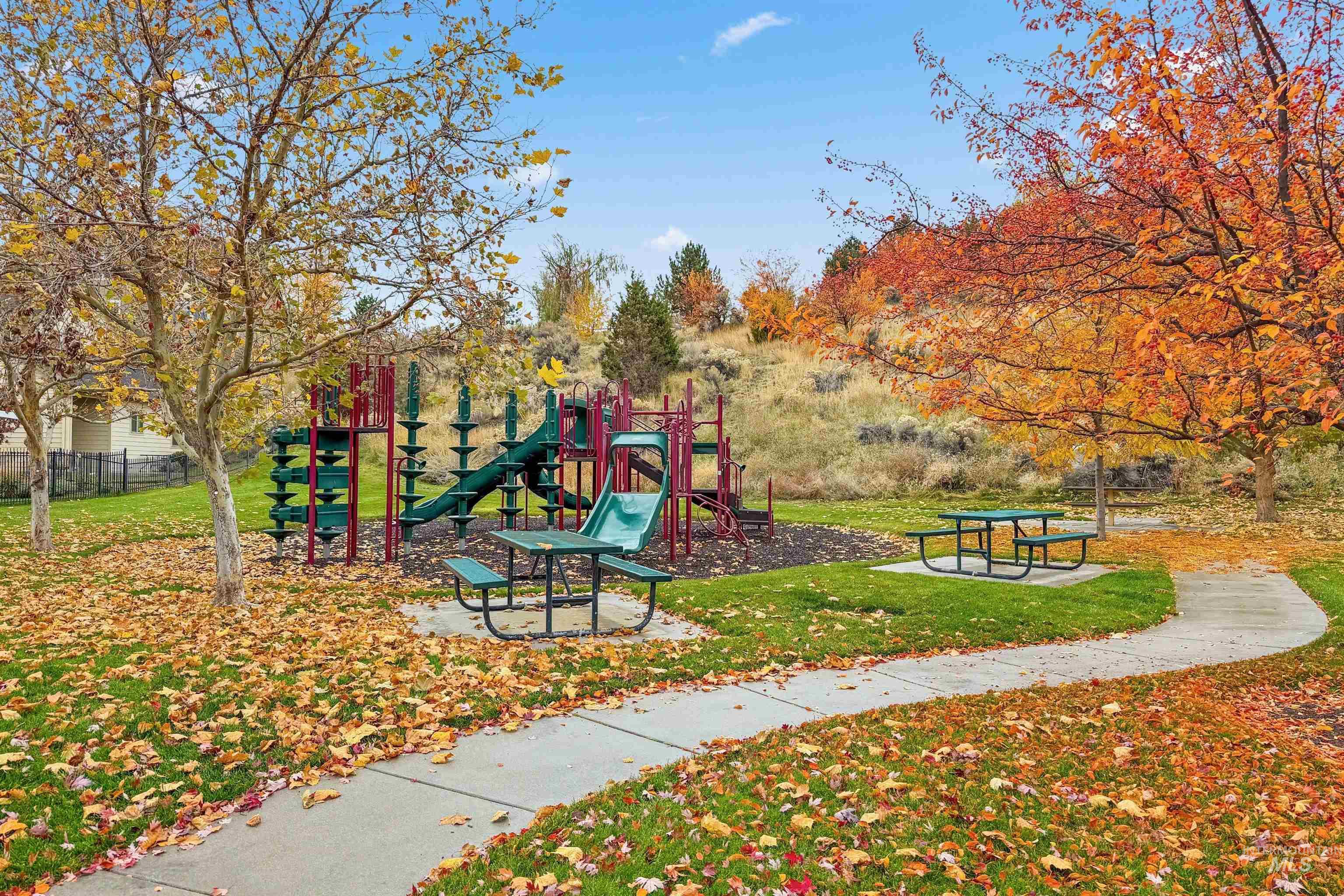 1008 E Insignia Drive