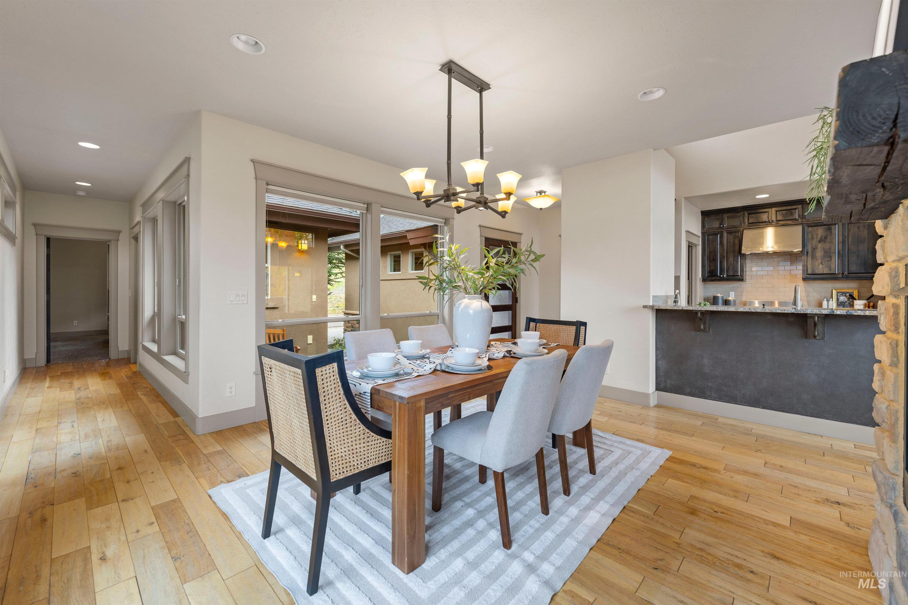 1008 E Insignia Drive