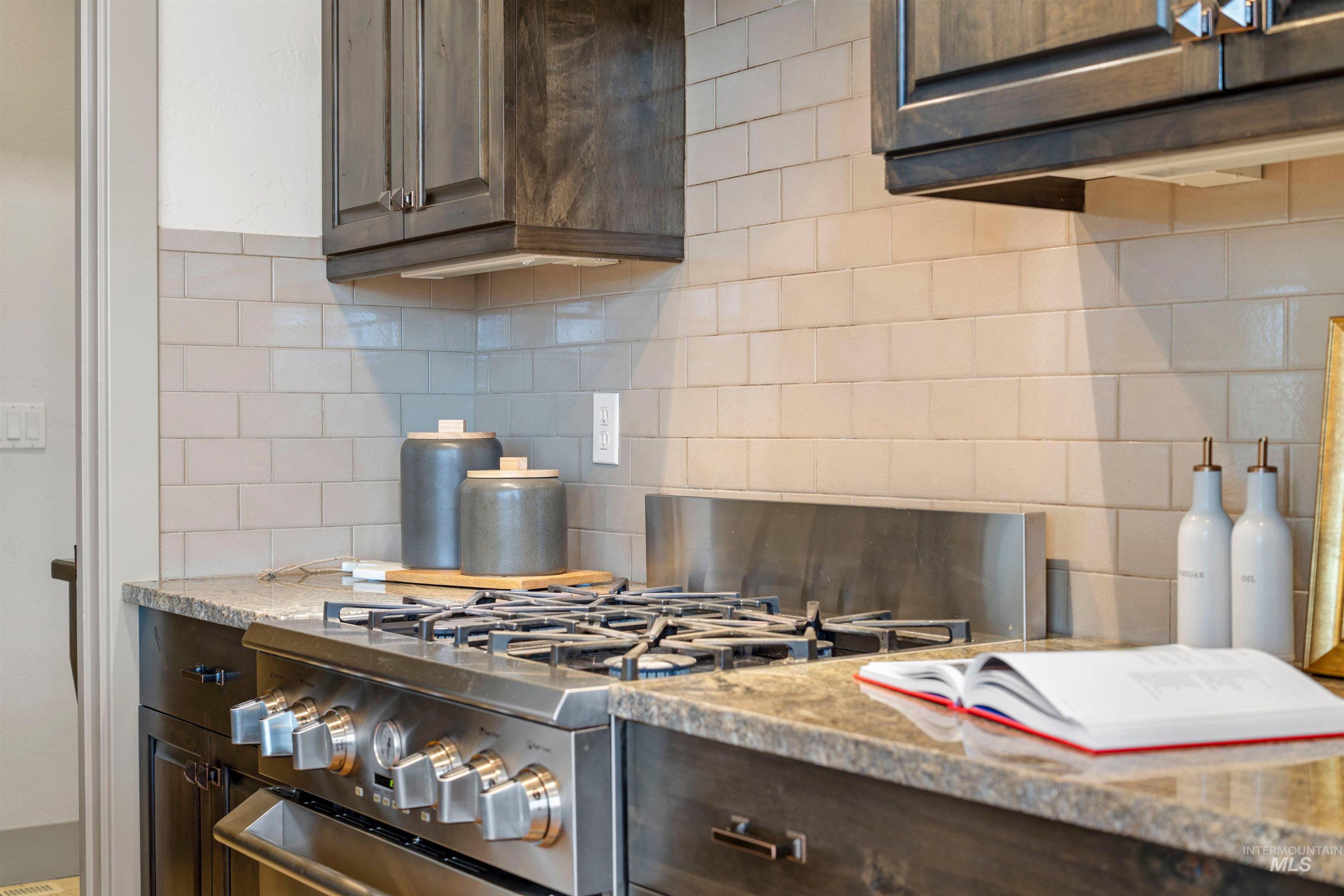 1008 E Insignia Drive