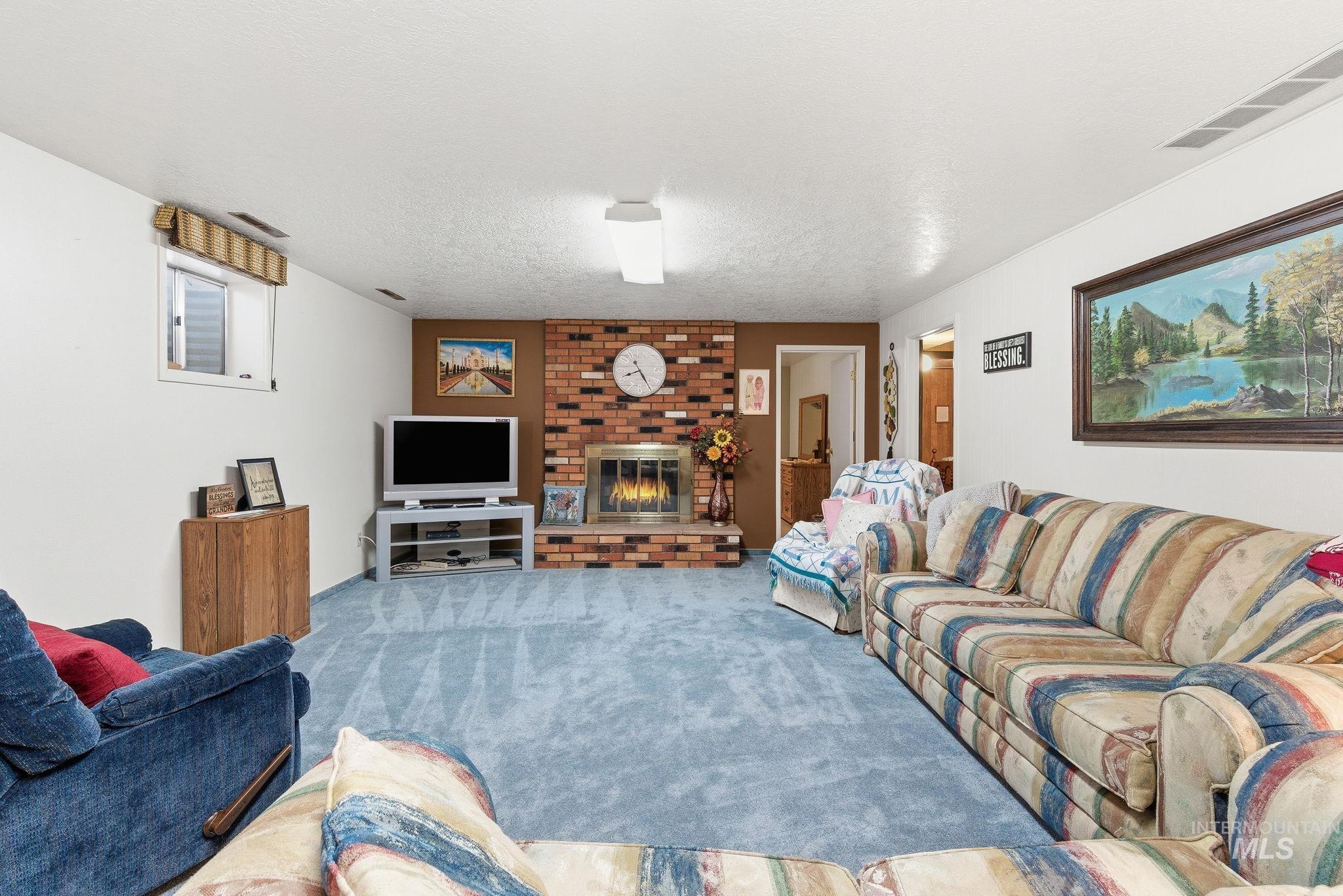 5621 W Centerbrook Dr