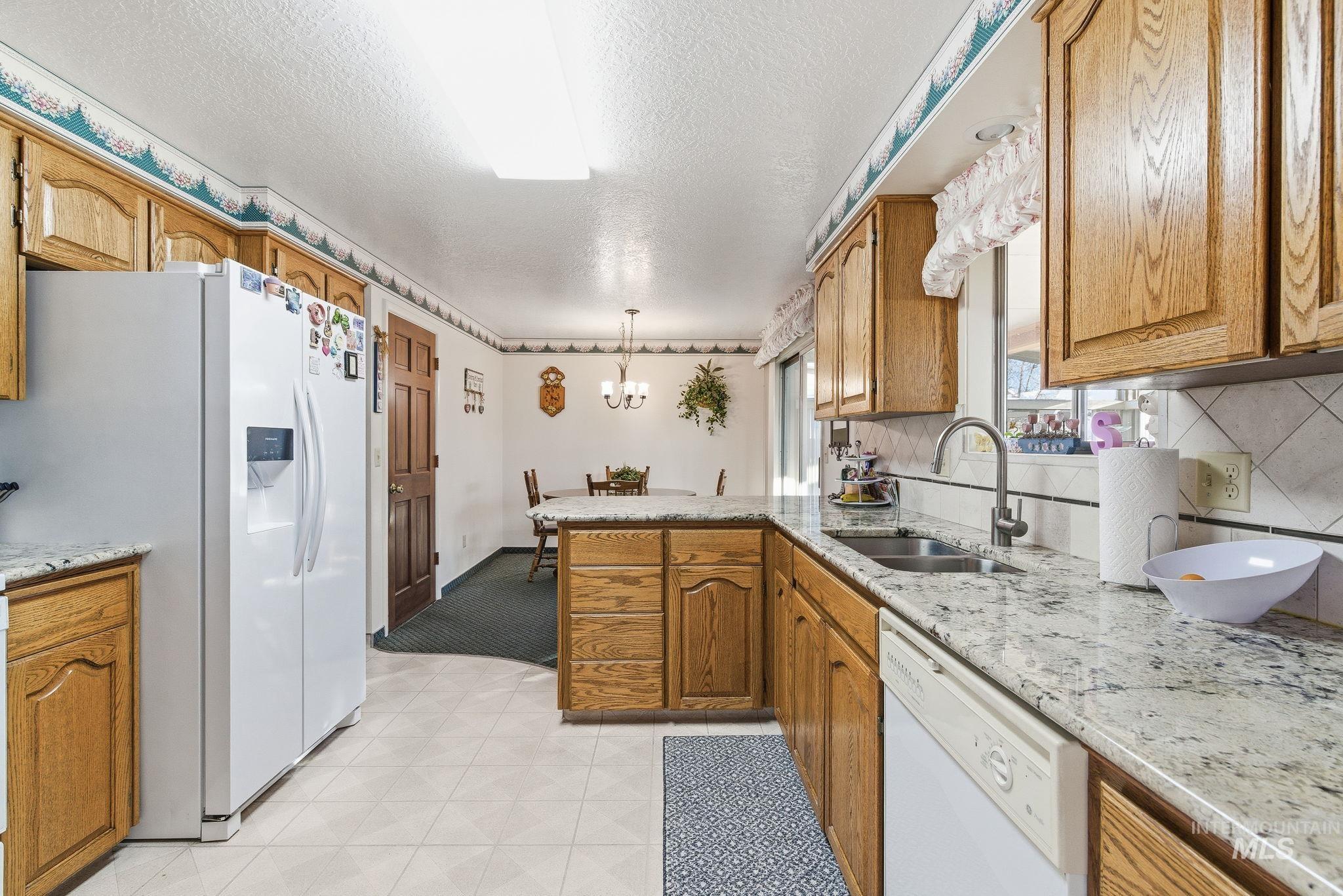 5621 W Centerbrook Dr