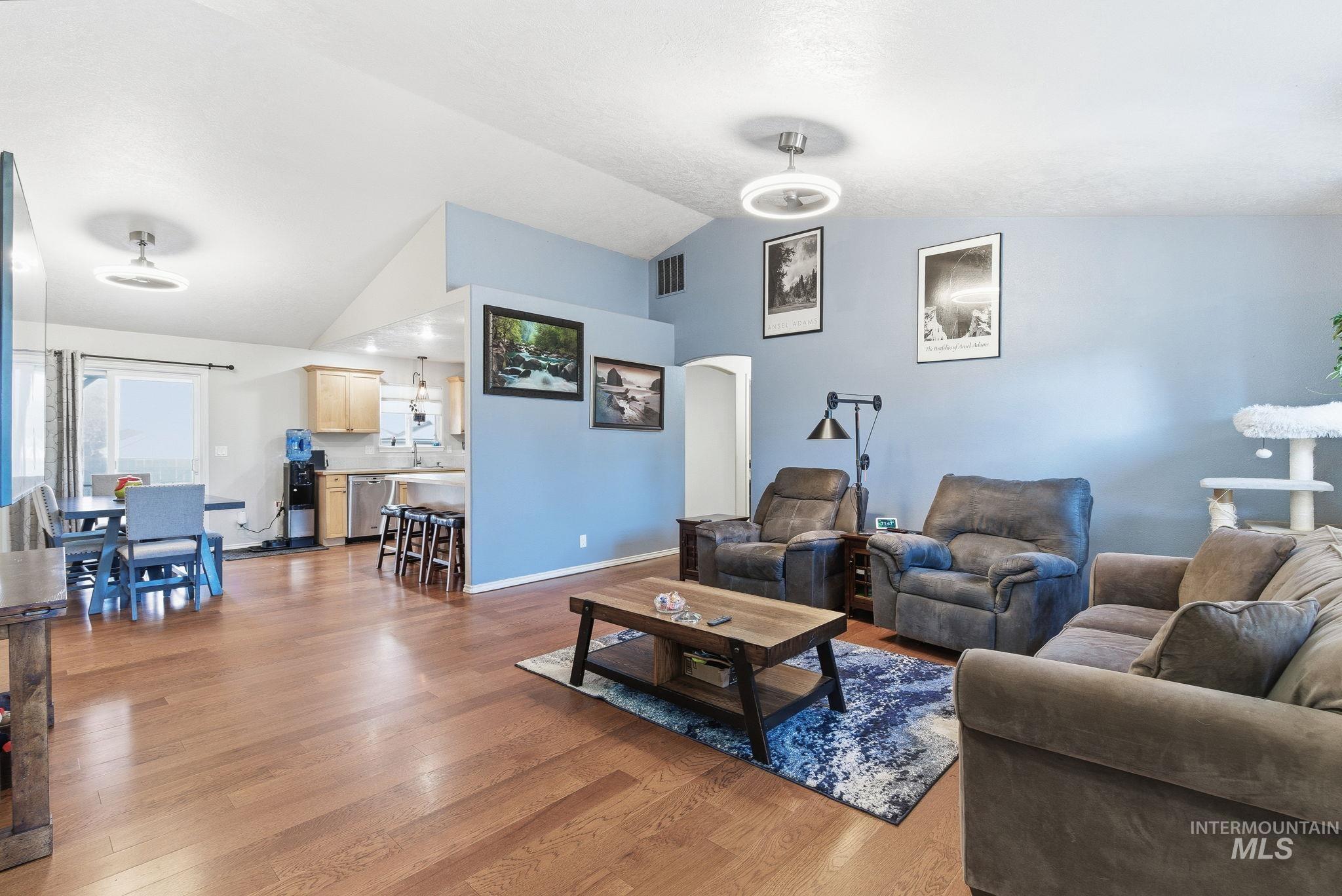 3125 N High Desert