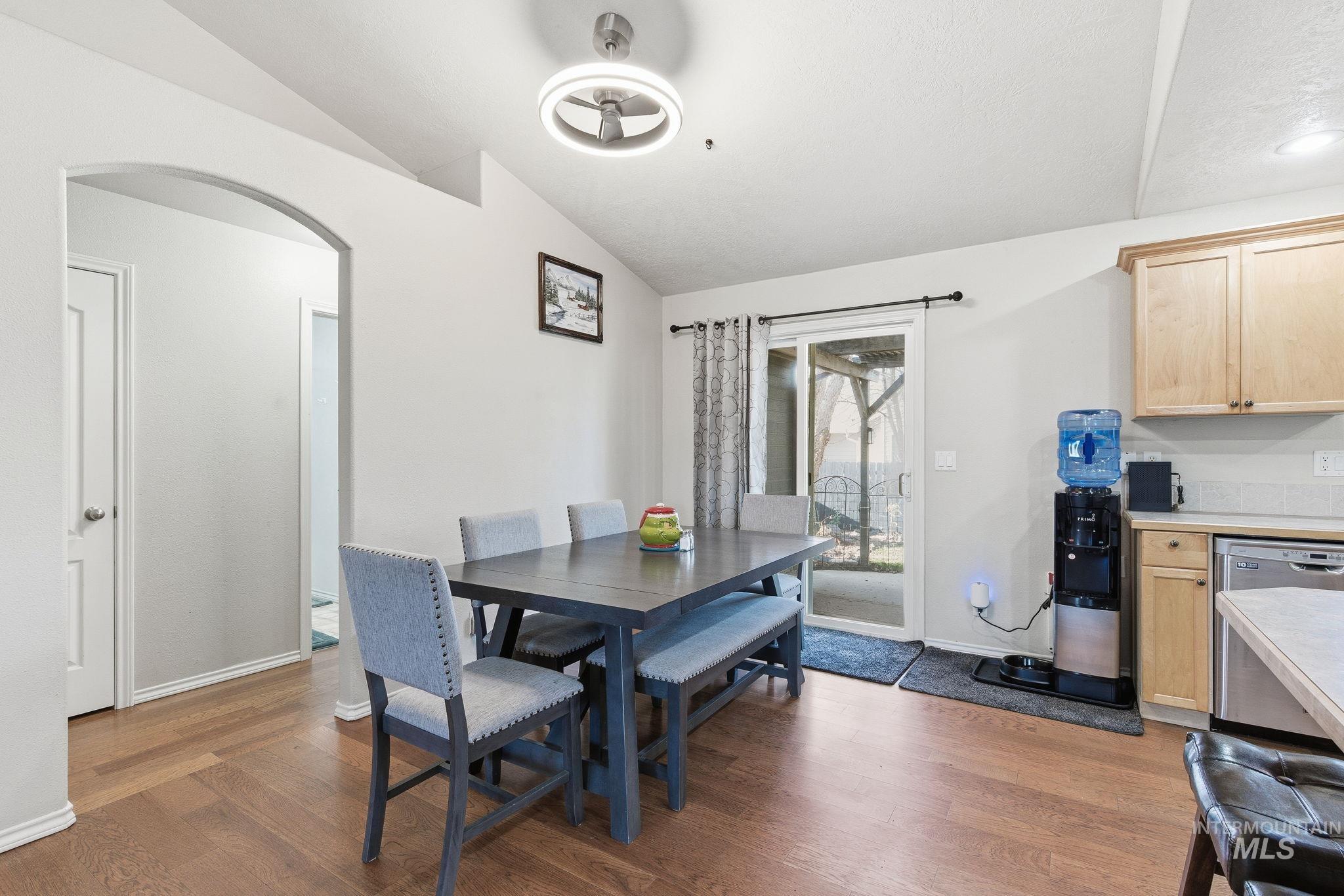 3125 N High Desert
