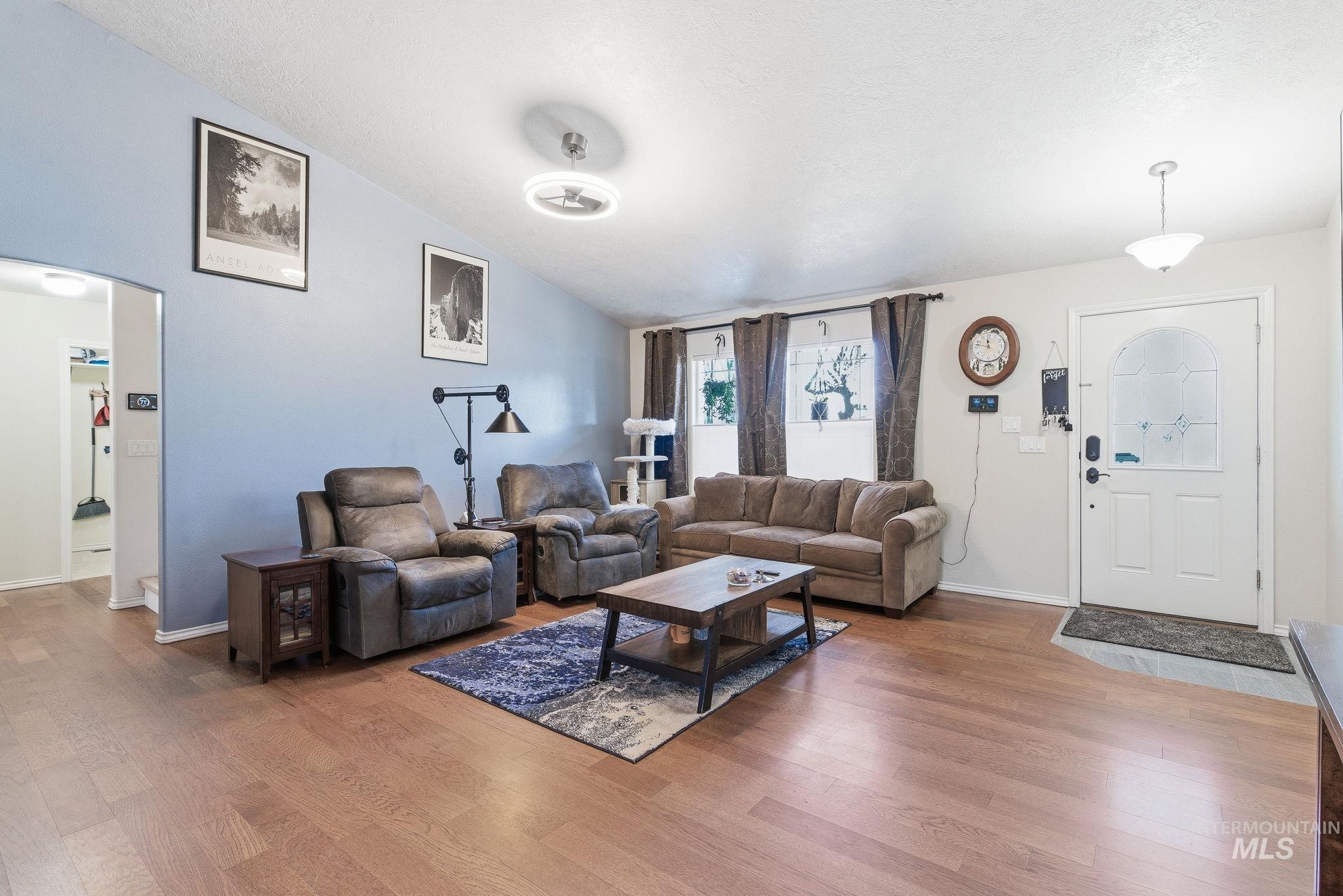3125 N High Desert