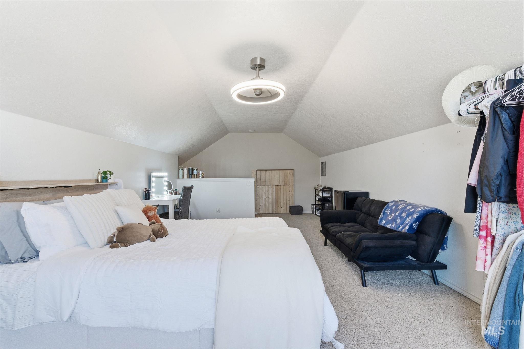 3125 N High Desert