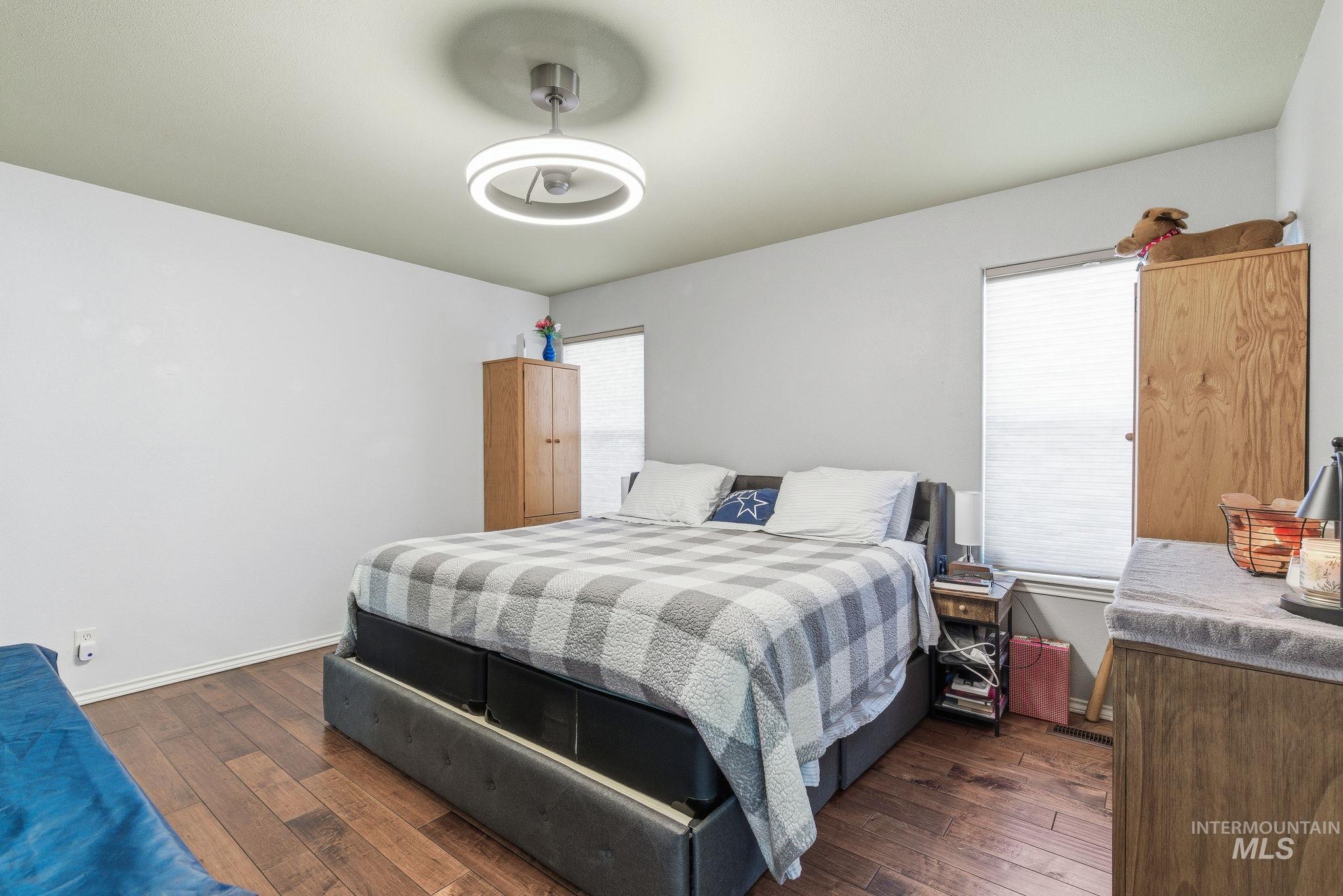 3125 N High Desert