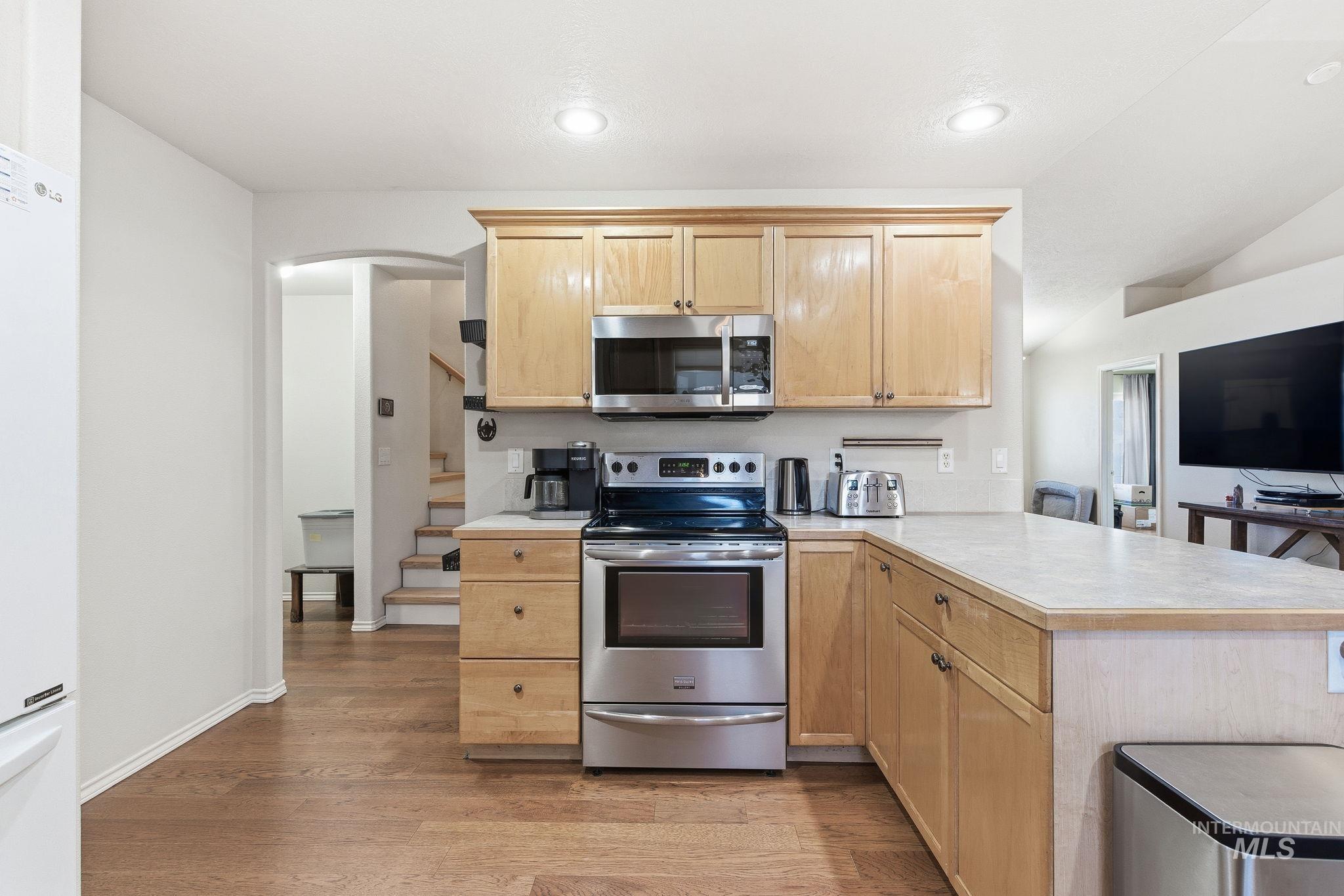 3125 N High Desert