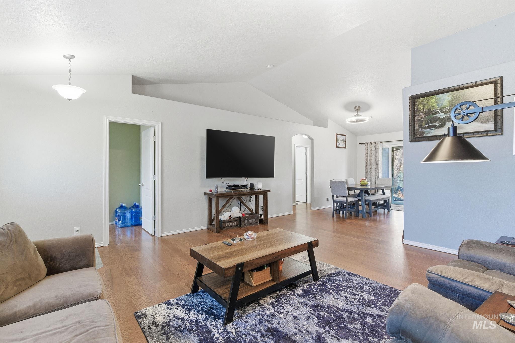 3125 N High Desert