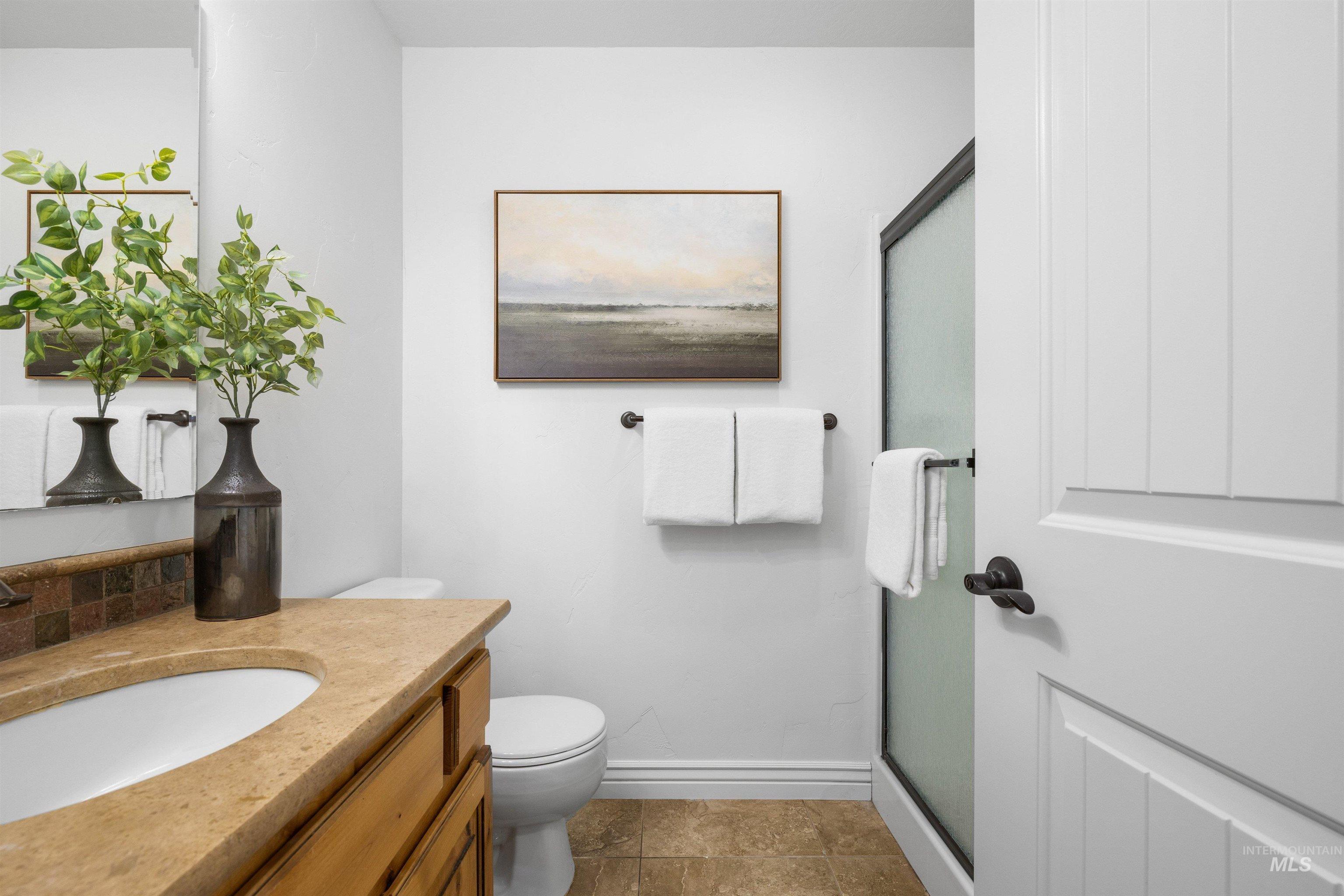 7534 N Misty Cove Avenue