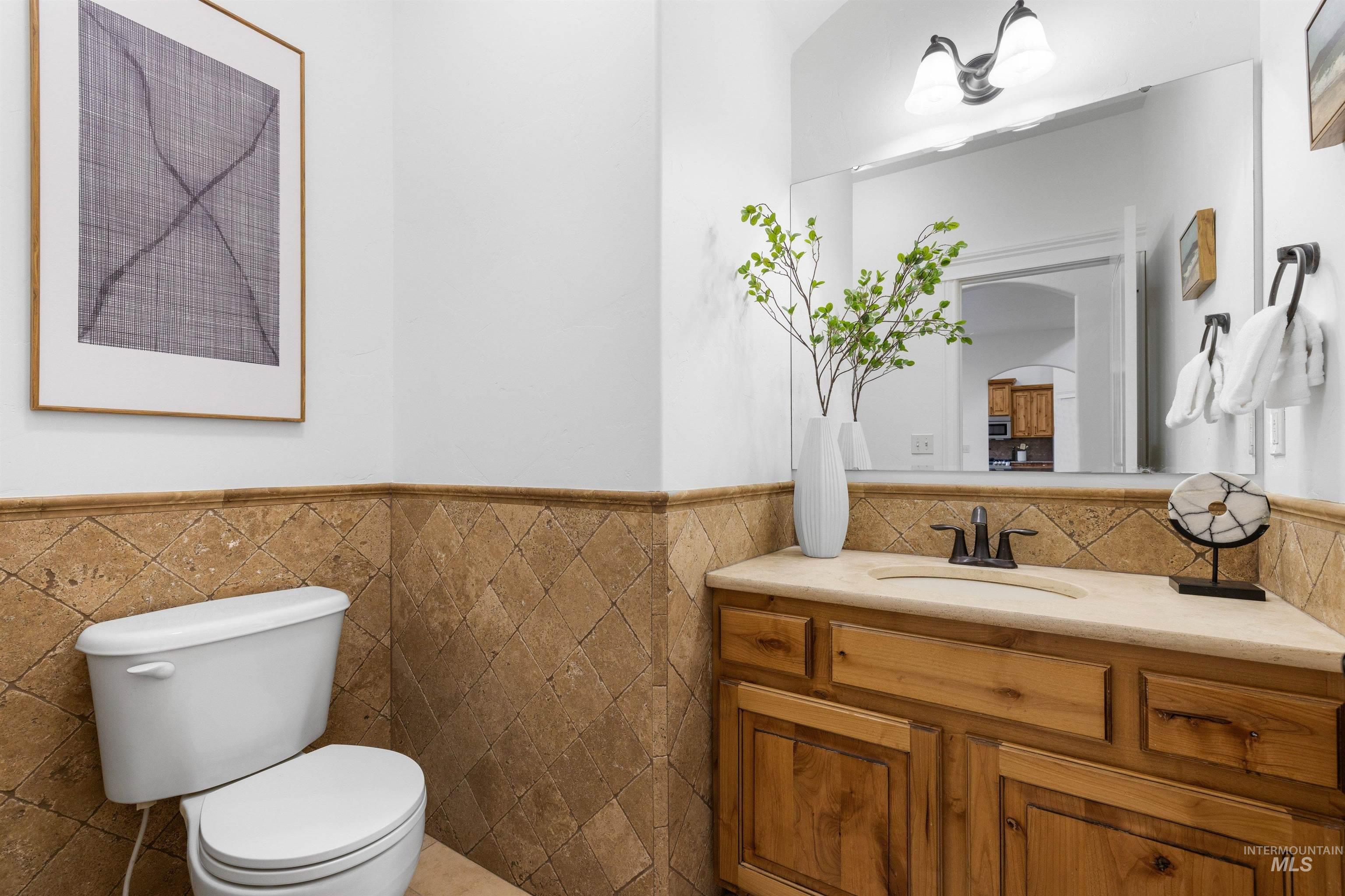 7534 N Misty Cove Avenue