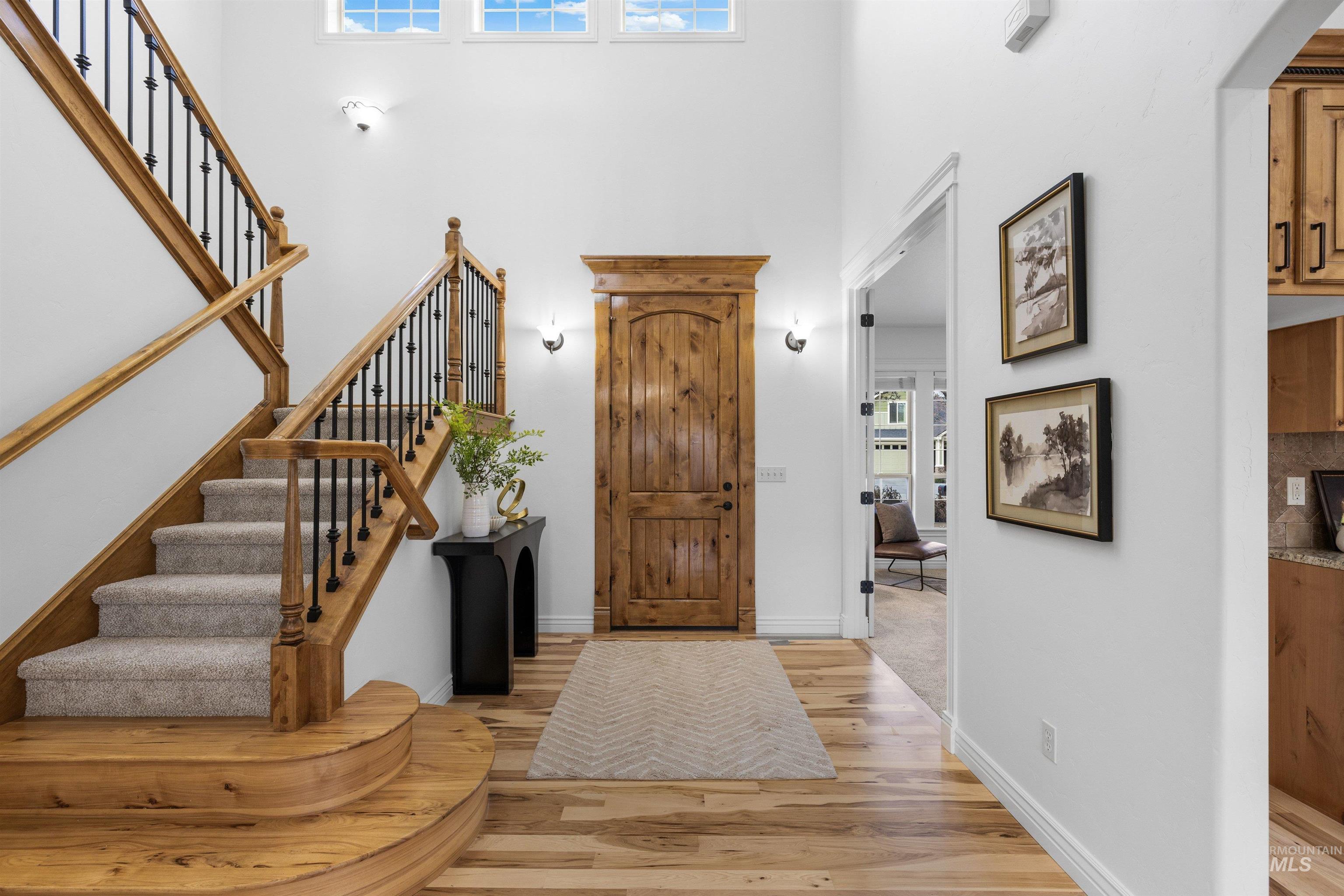 7534 N Misty Cove Avenue